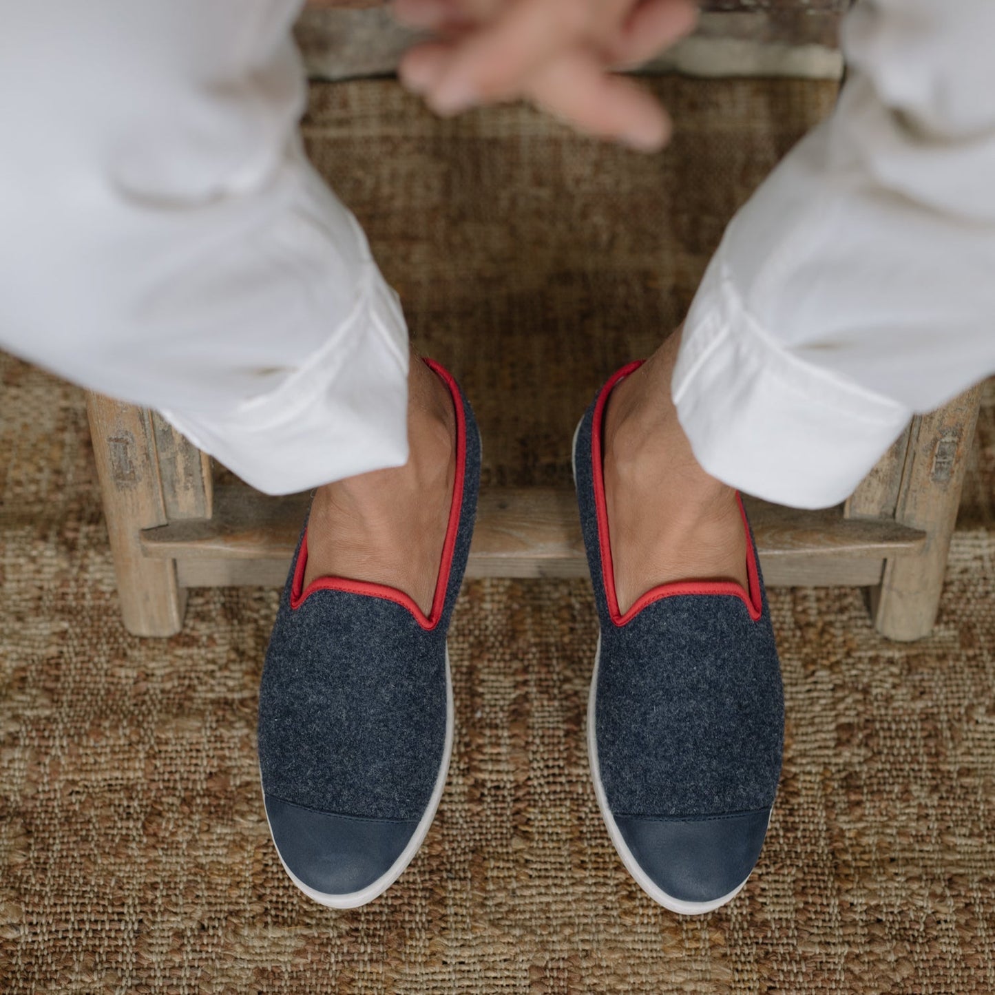 Chaussons en laine recyclée | "Marine" aw navy red