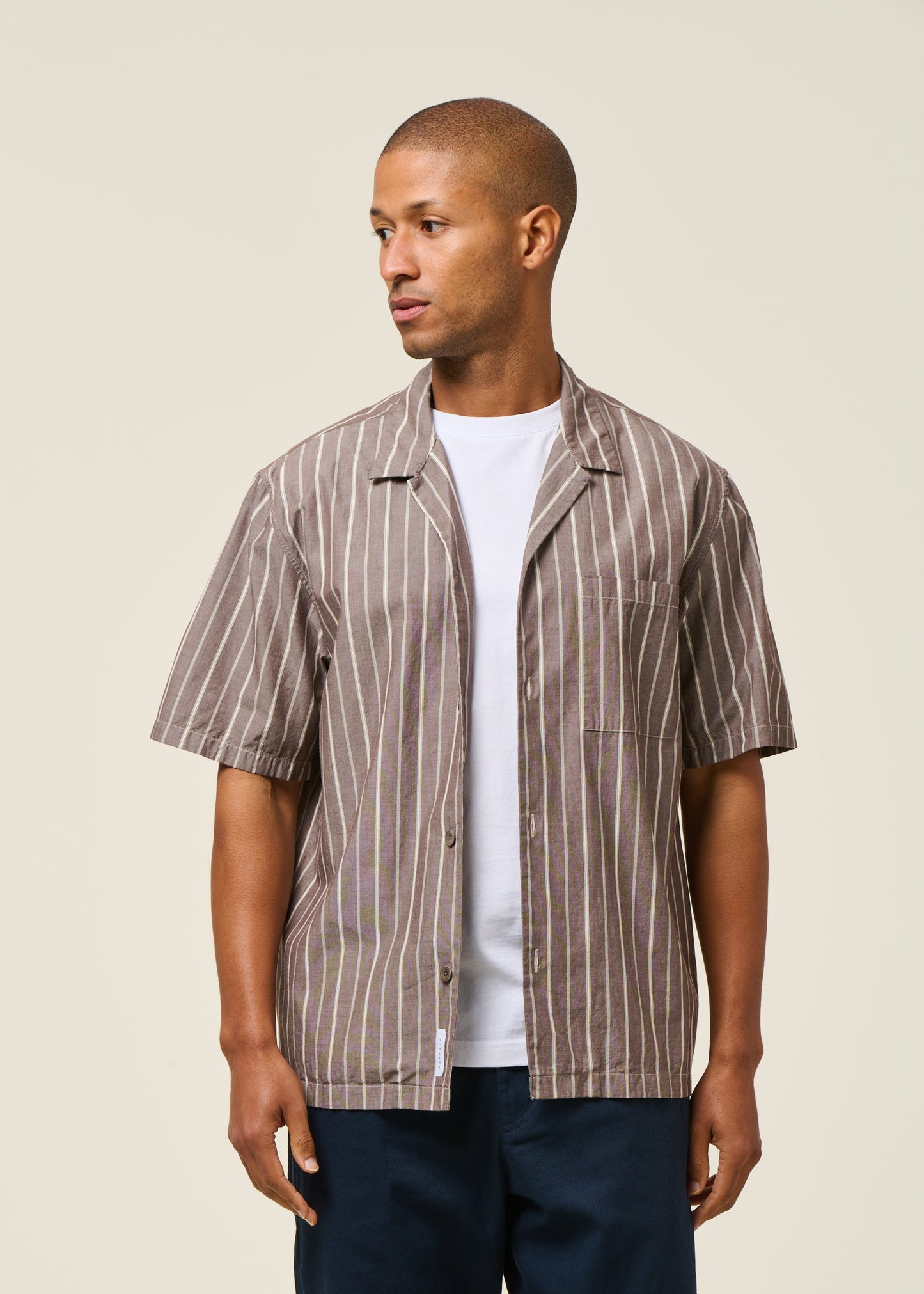 Chemise manches courtes en coton bio | rayé "bowling shirt - brown stripe"