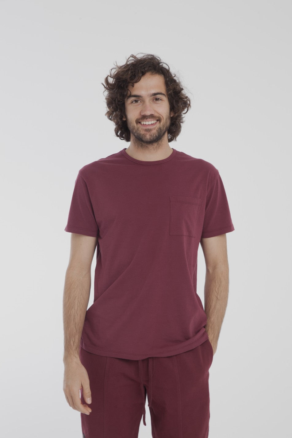 T-shirt uni bordeaux avec poche en coton bio