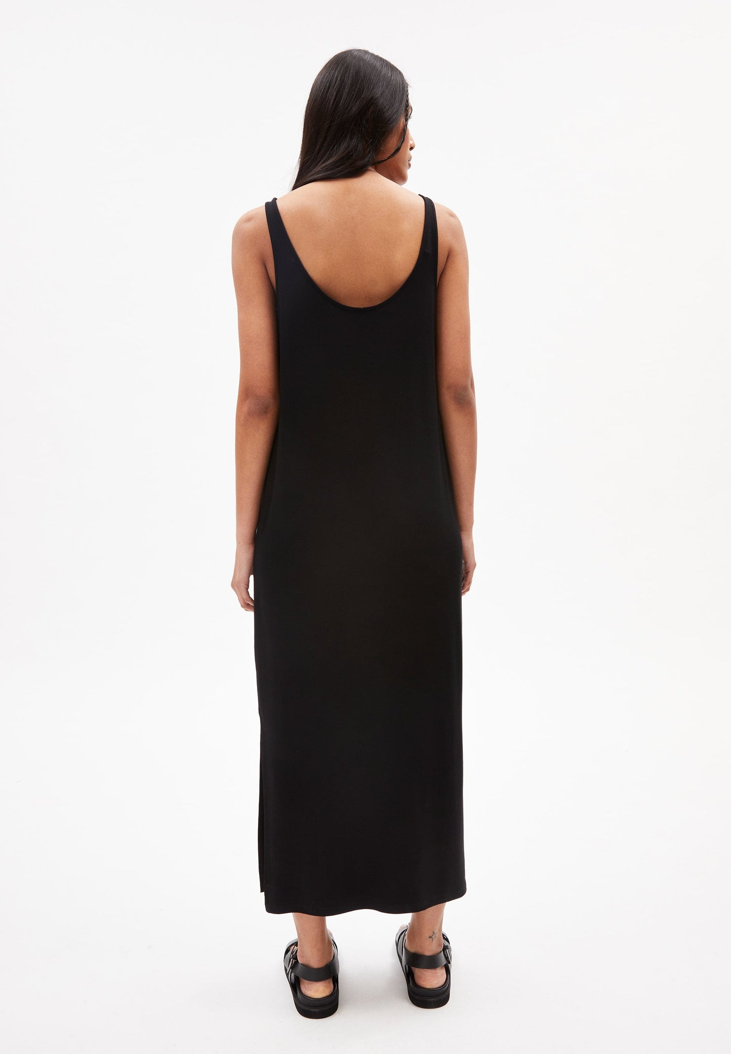 Robe noire en viscose ecovero - maeliaa black