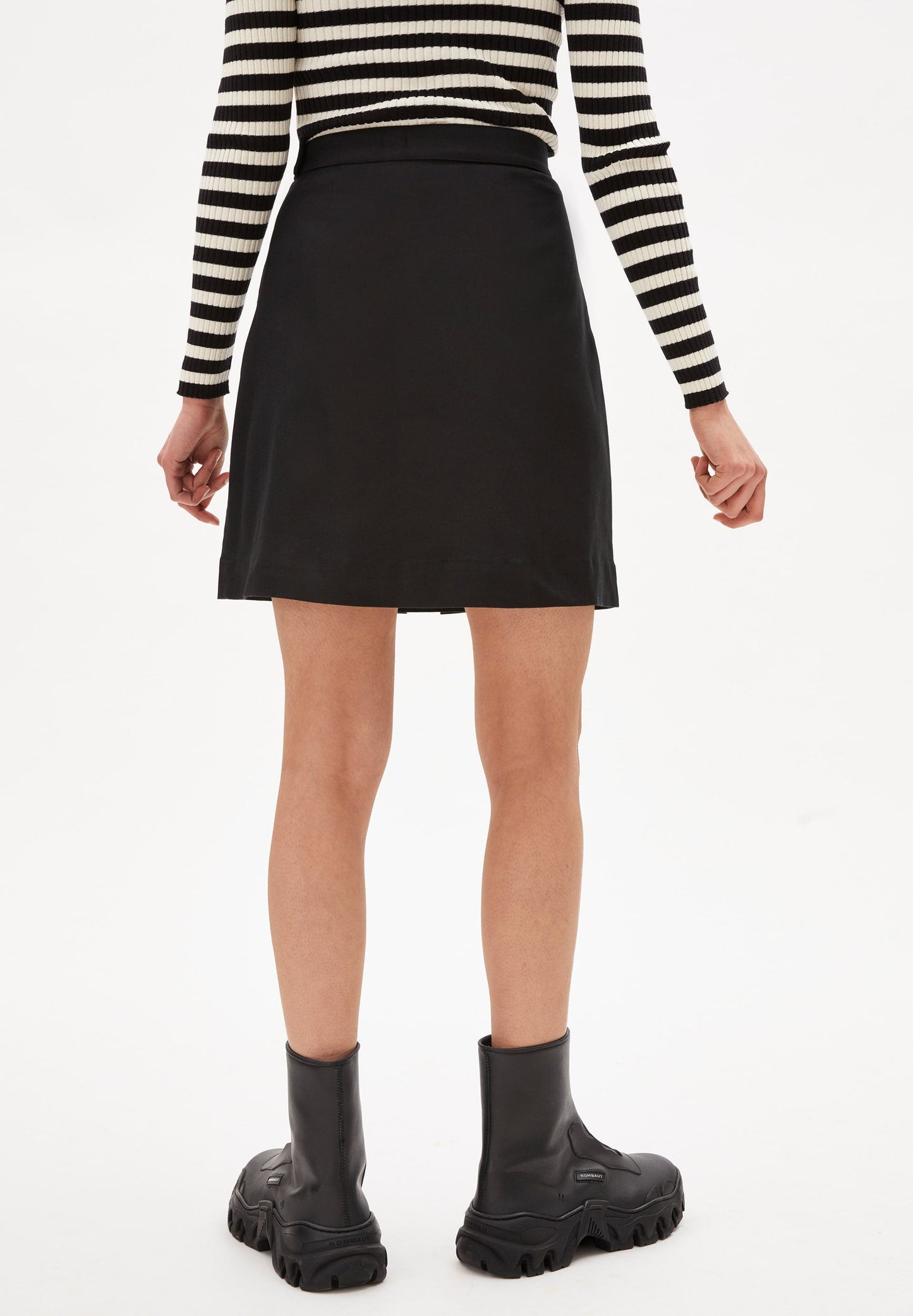 Jupe patineuse noire en coton bio - DANAAE black