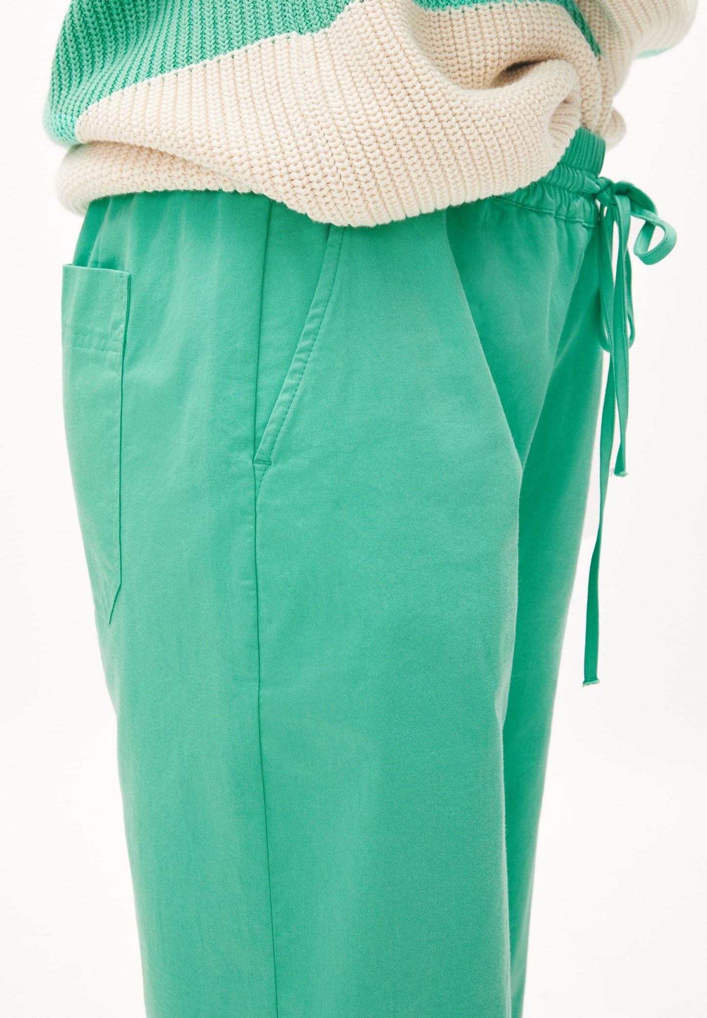 Pantalon carotte vert citron en coton bio - danyaa bright lime