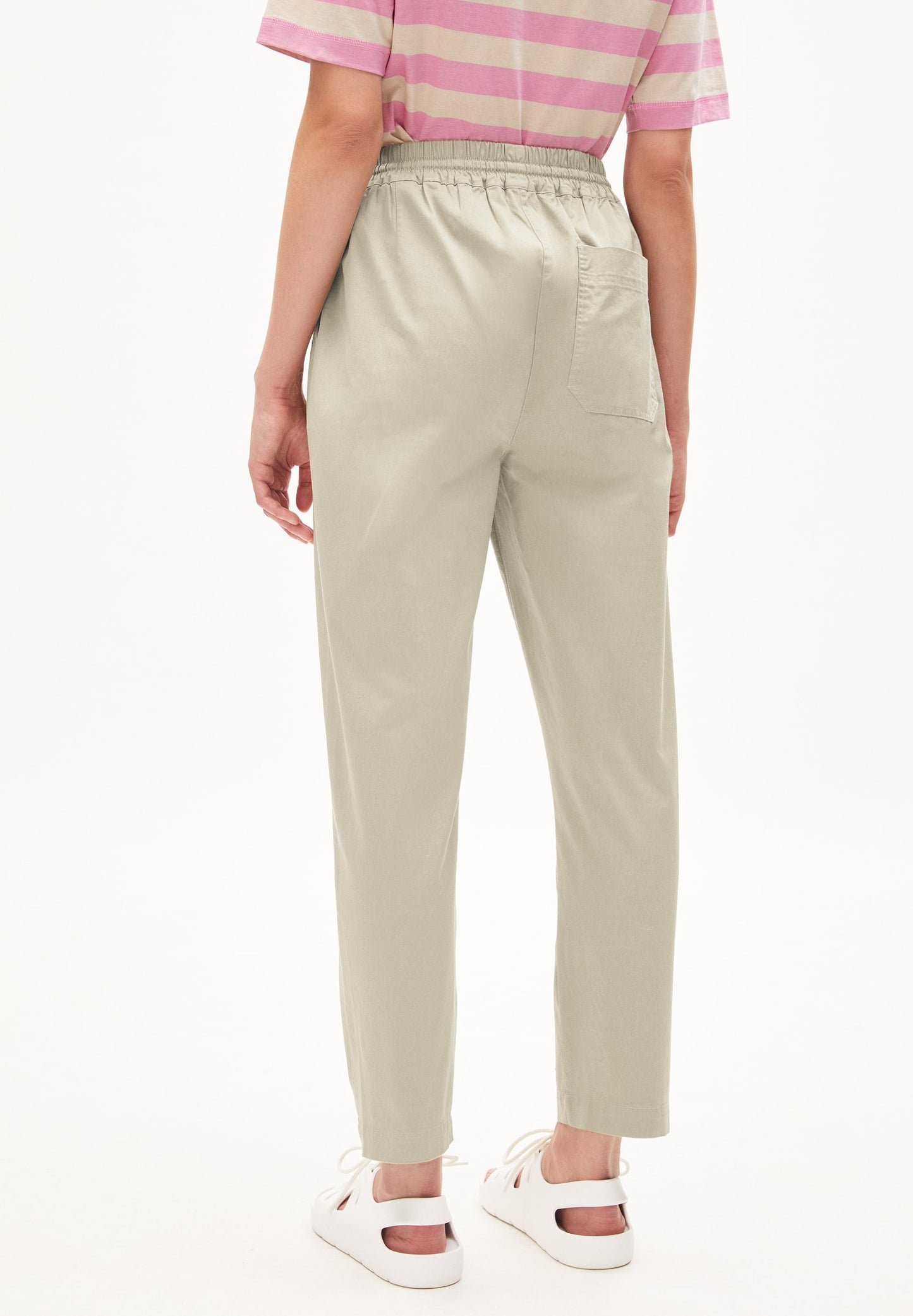 Pantalon carotte beige en coton bio - danyaa light desert
