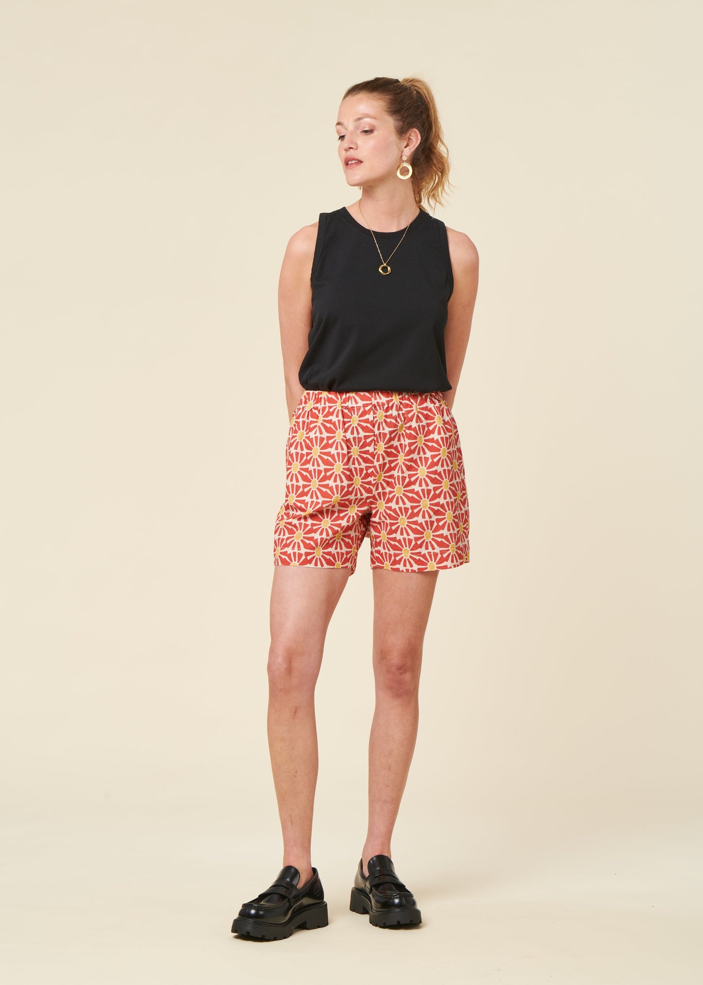 Short en coton bio | imprimé rouge "marisol roxy short red - red"