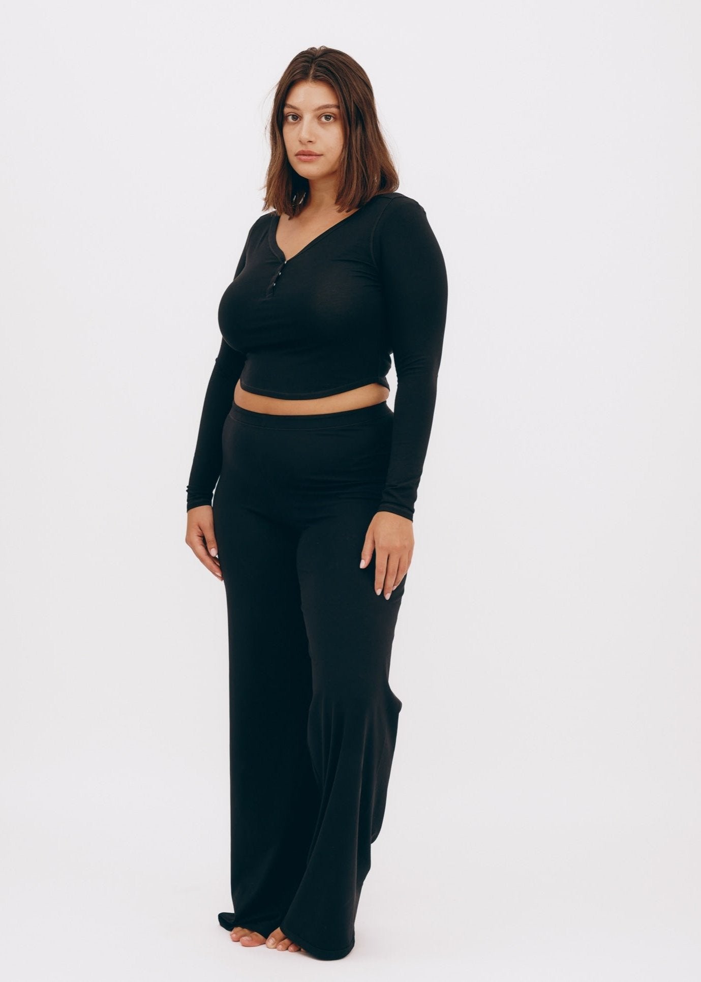 Pantalon fluide en coton bio | noir "core sport straight pants black"