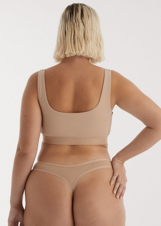 String en coton bio | beige "core thong hazelnut"