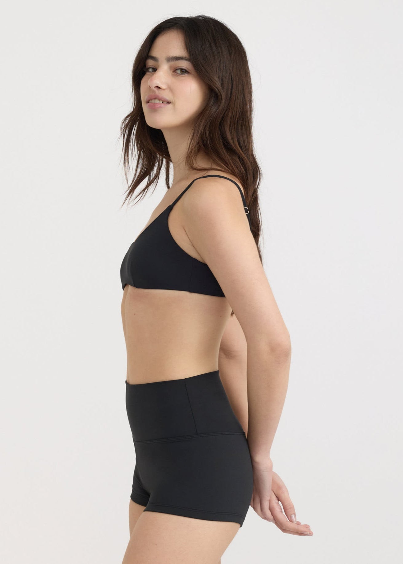 Shorty de bain en matières recyclées | "swim bikini shorts - black"