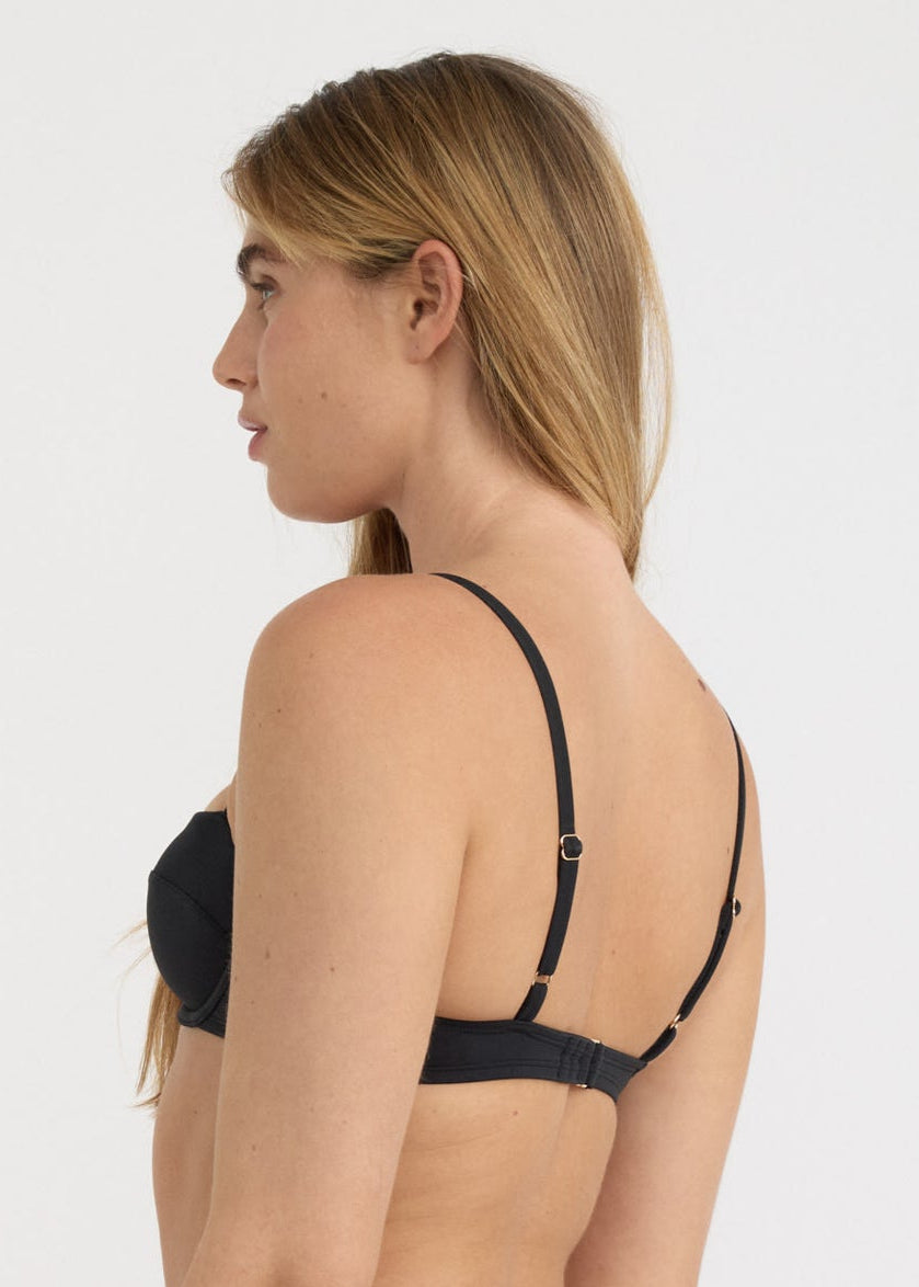 Haut de maillot en matières recyclées | noir "swim underwire bikini top - black"