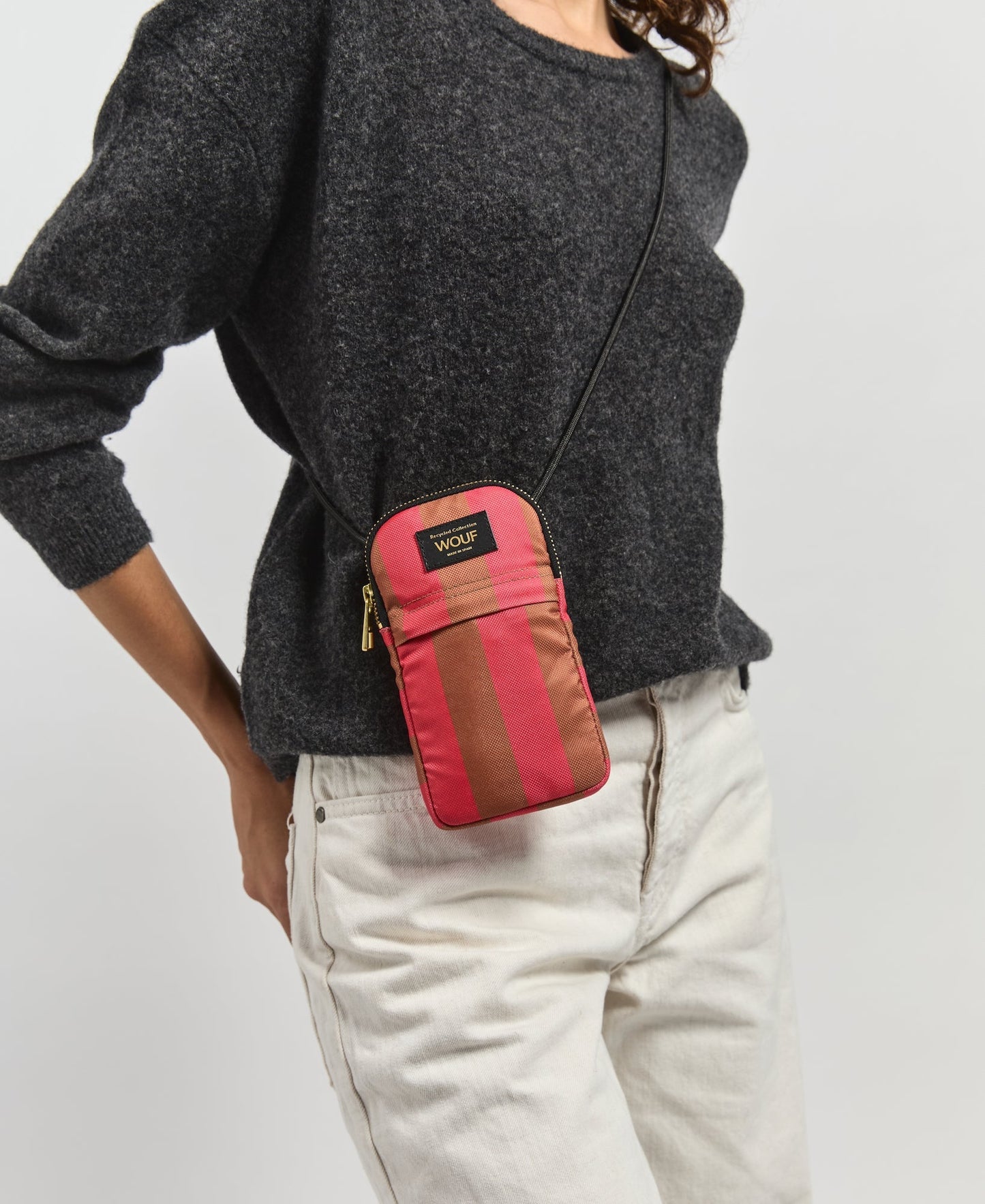 pochette téléphone en matières recyclées | rayé "pat crossbody phone bag"