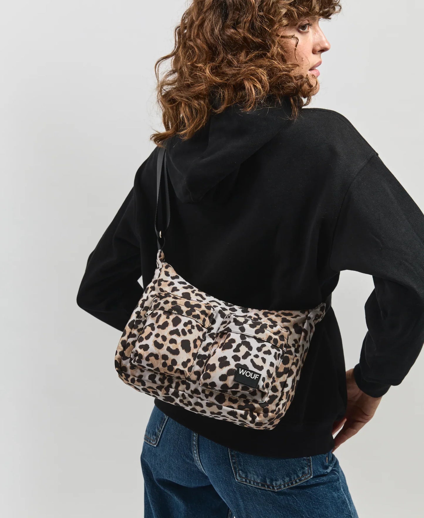 Banane motif léopard en matière recyclée | multicolore "kim crossbody bag léopard"