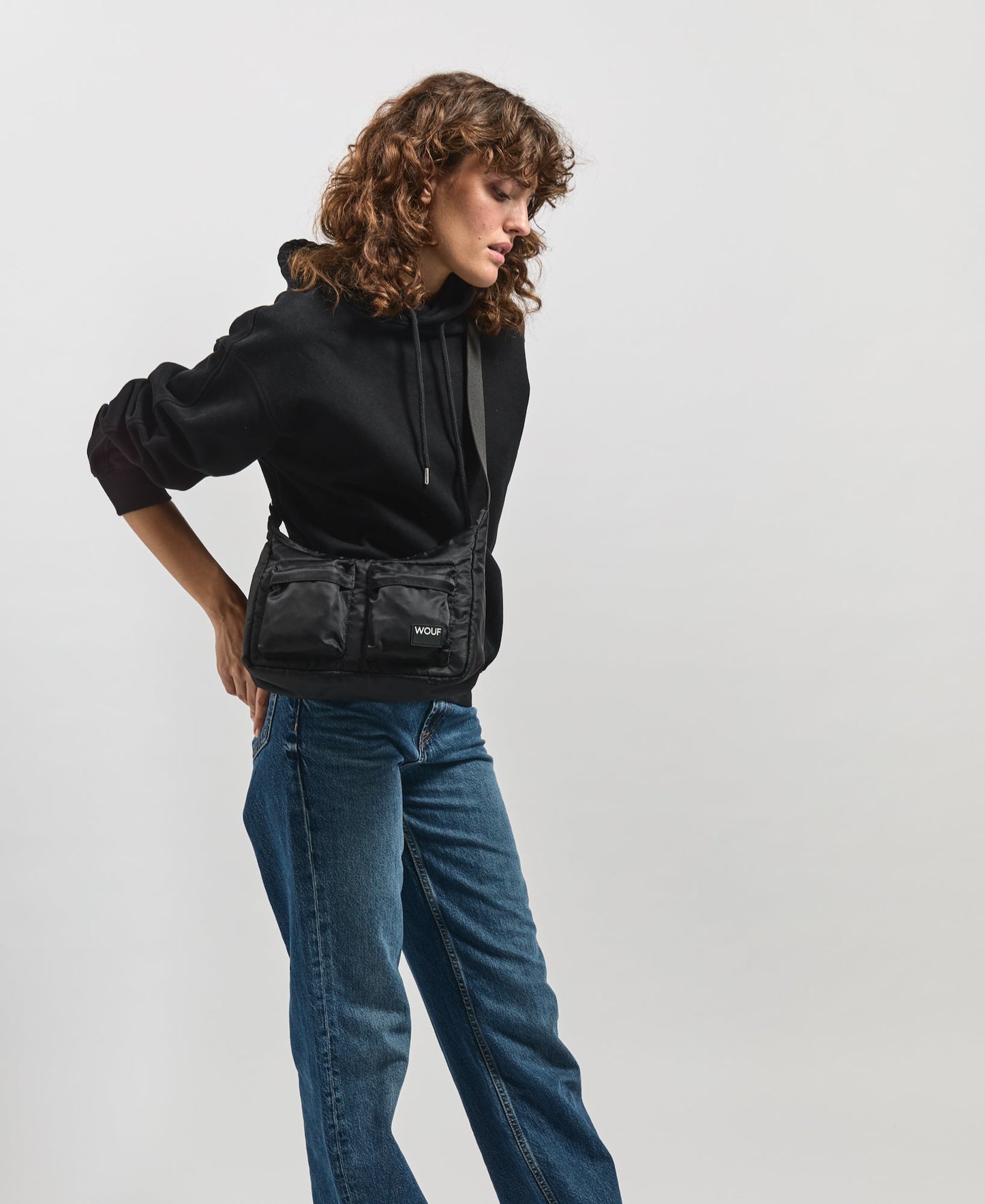 Sac bandoulière en matière recyclée | noir "oslo crossbody bag"