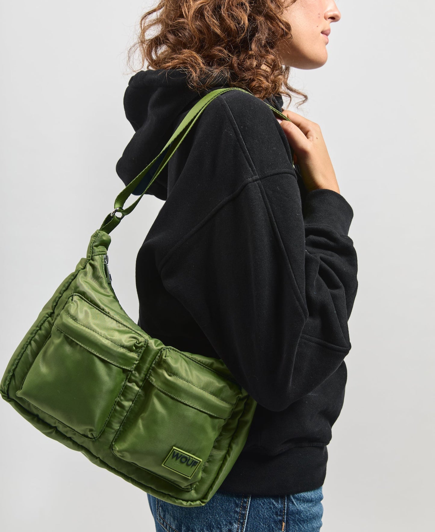 Sac bandoulière en matière recyclée | vert "dublin crossbody bag"