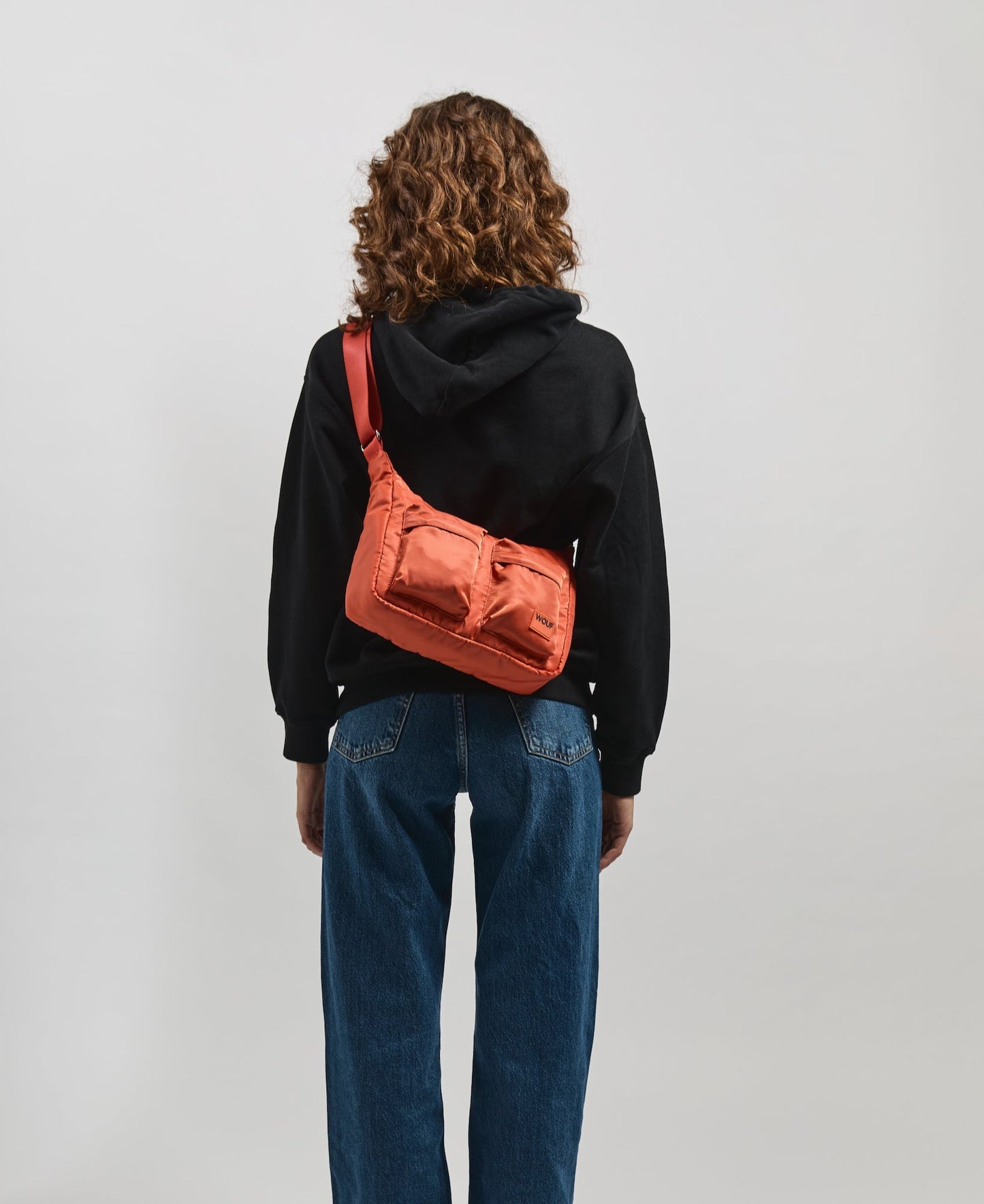 Sac bandoulière en matière recyclée | orange "zagreb crossbody bag"