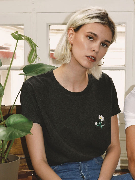 T-shirt brodé gris foncé en coton bio - Edelweiss