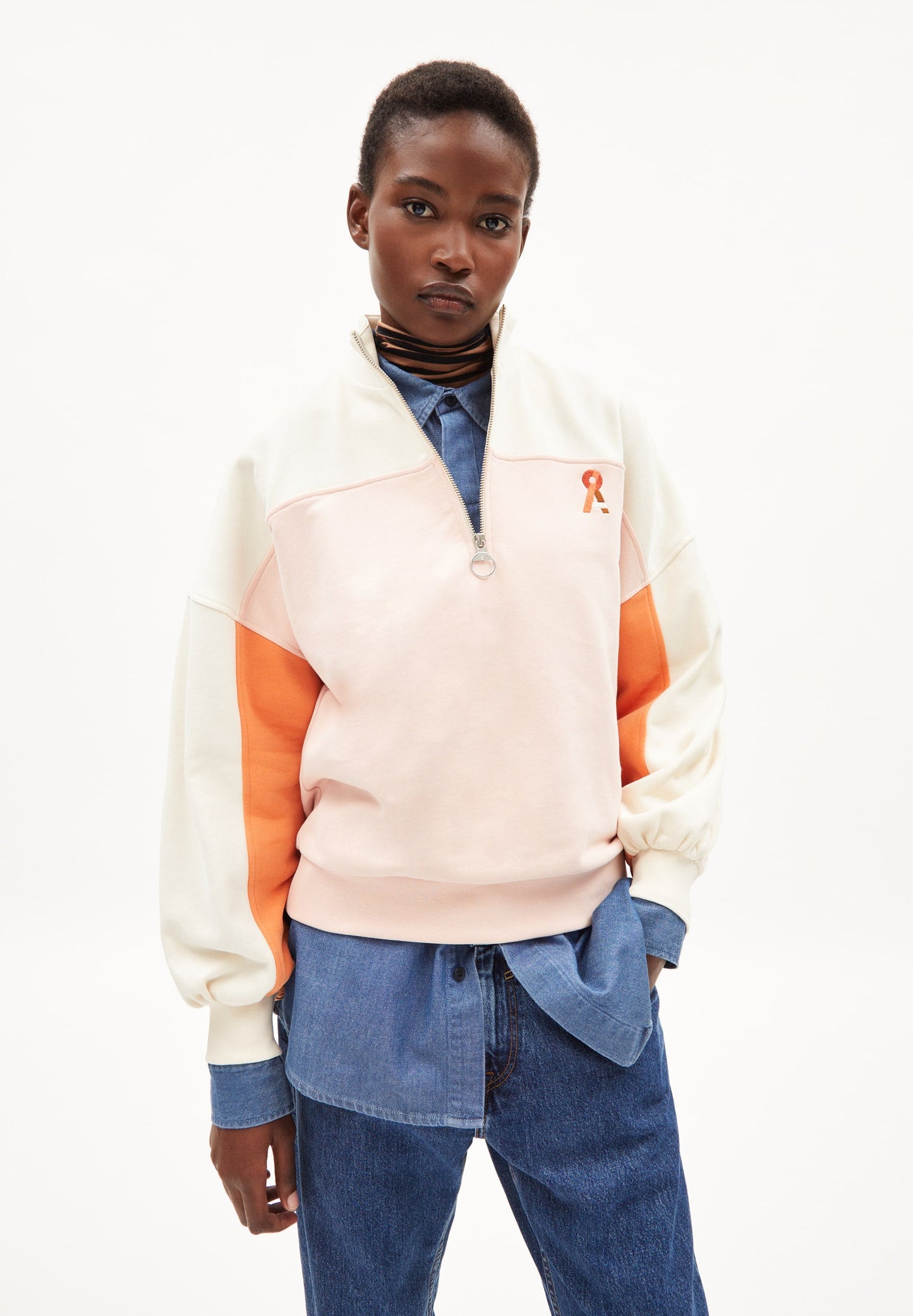 Sweat col zippé multicolore en coton bio - eminaa color block rose quartz-light burnt