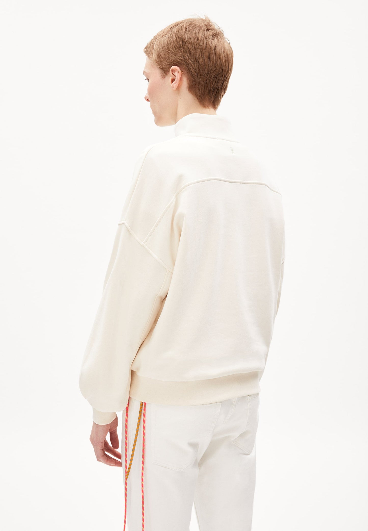 Sweat col zippé écru en coton bio - eminaa undyed