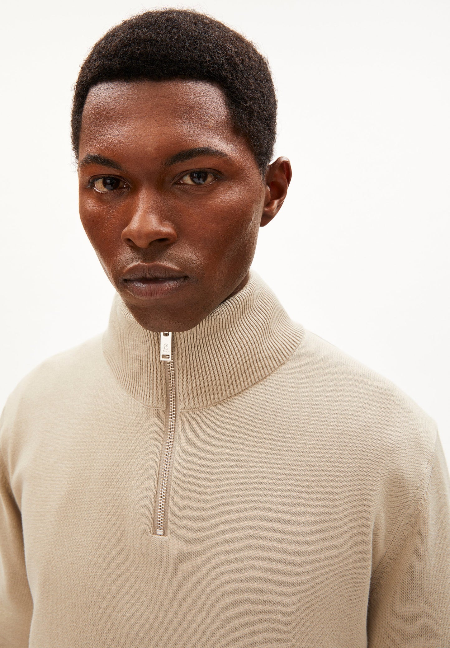 pull col zippé en coton bio | écru "faabes sand stone"