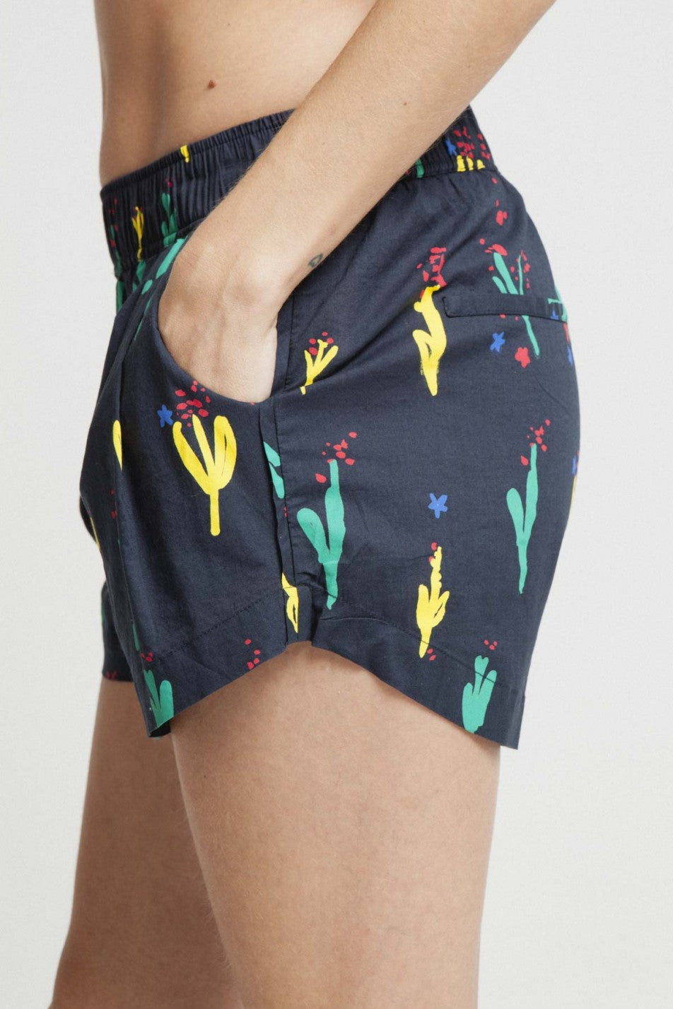 Short à fleurs graphiques en coton bio