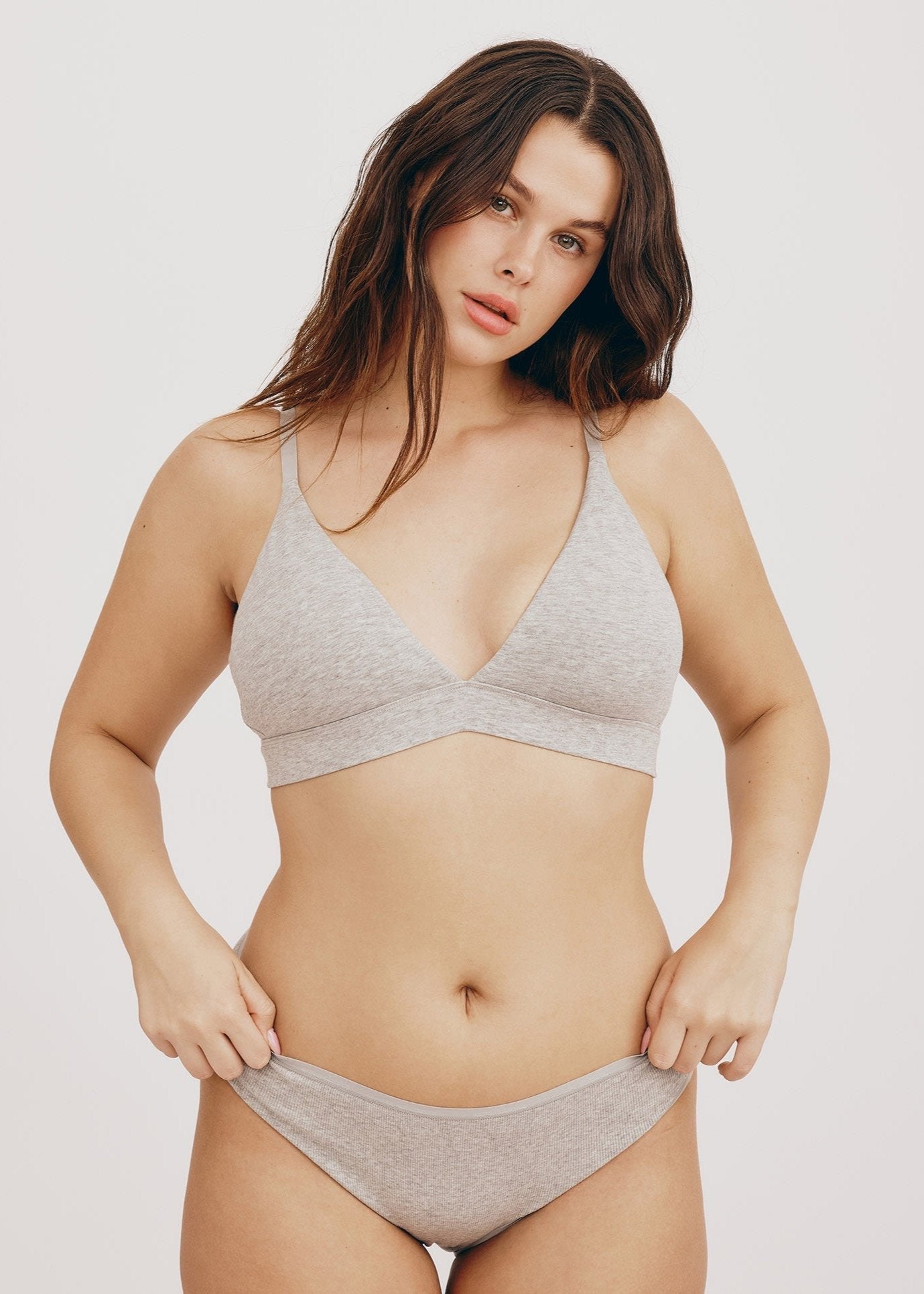 Soutien-gorge triangle en coton bio | gris "core v2 triangle bralette grey melange"
