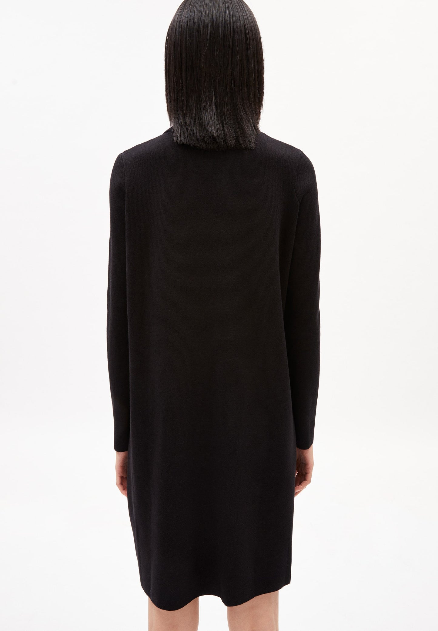 Robe pull à col cheminée noire en coton bio - Friadaa