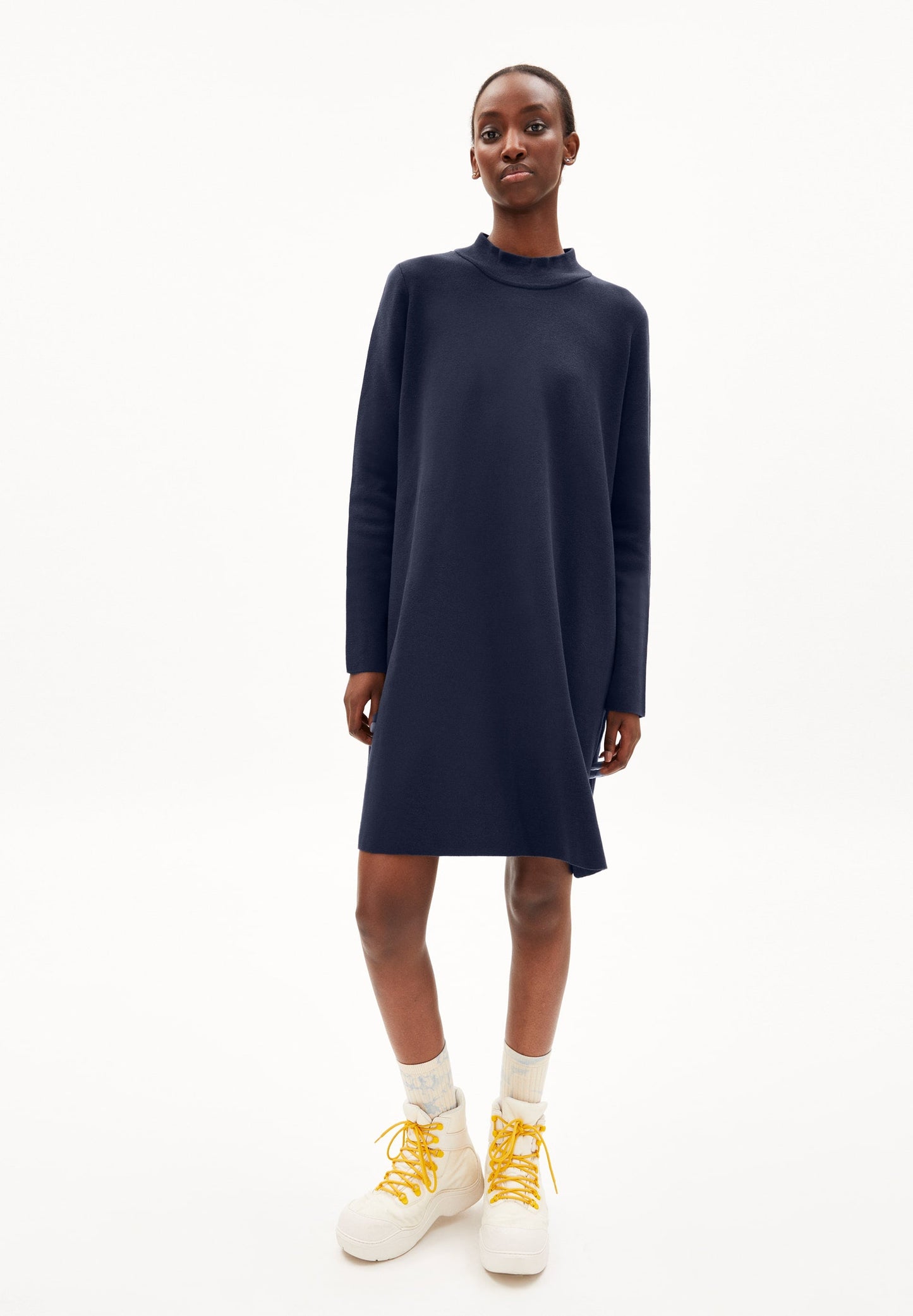 Robe pull à col cheminée marine en coton bio - friadaa night sky