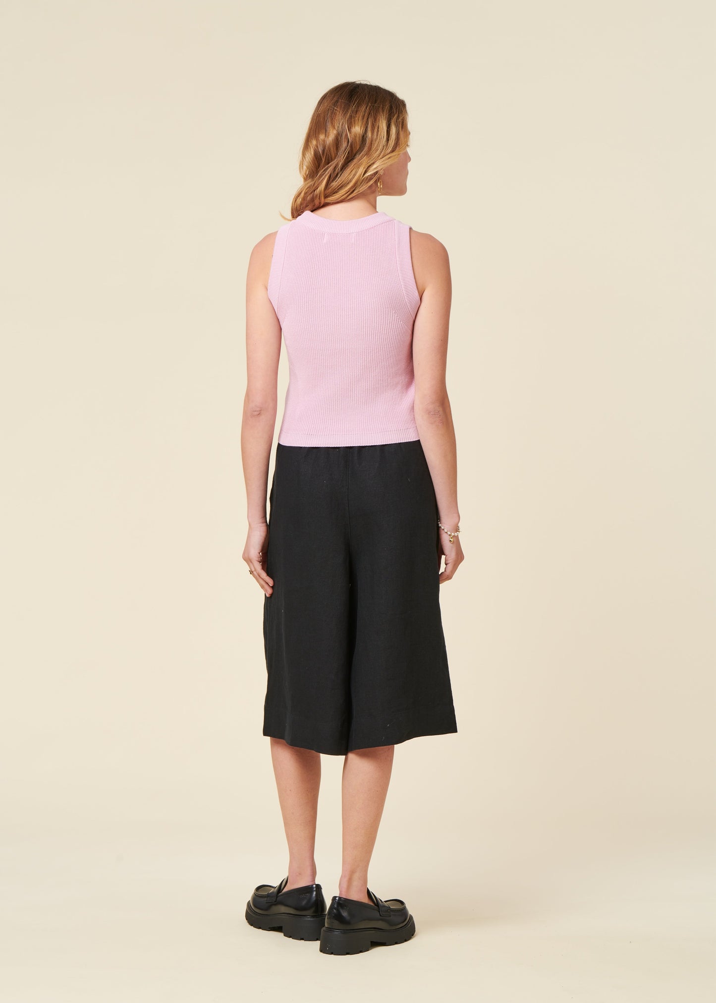 Short maxi ample en lin biologique | noir "eve culotte high-rise wide linen shorts"