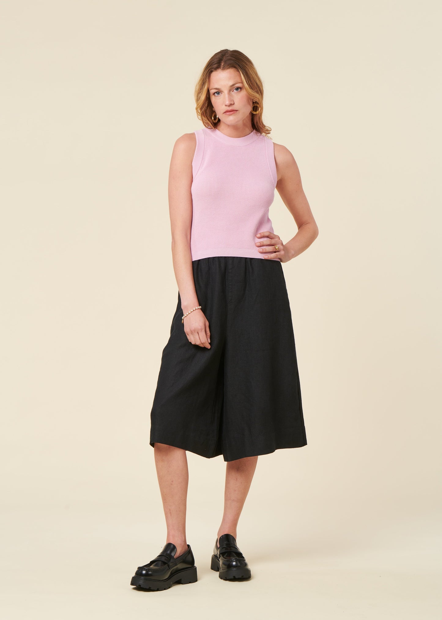 Short maxi ample en lin biologique | noir "eve culotte high-rise wide linen shorts"