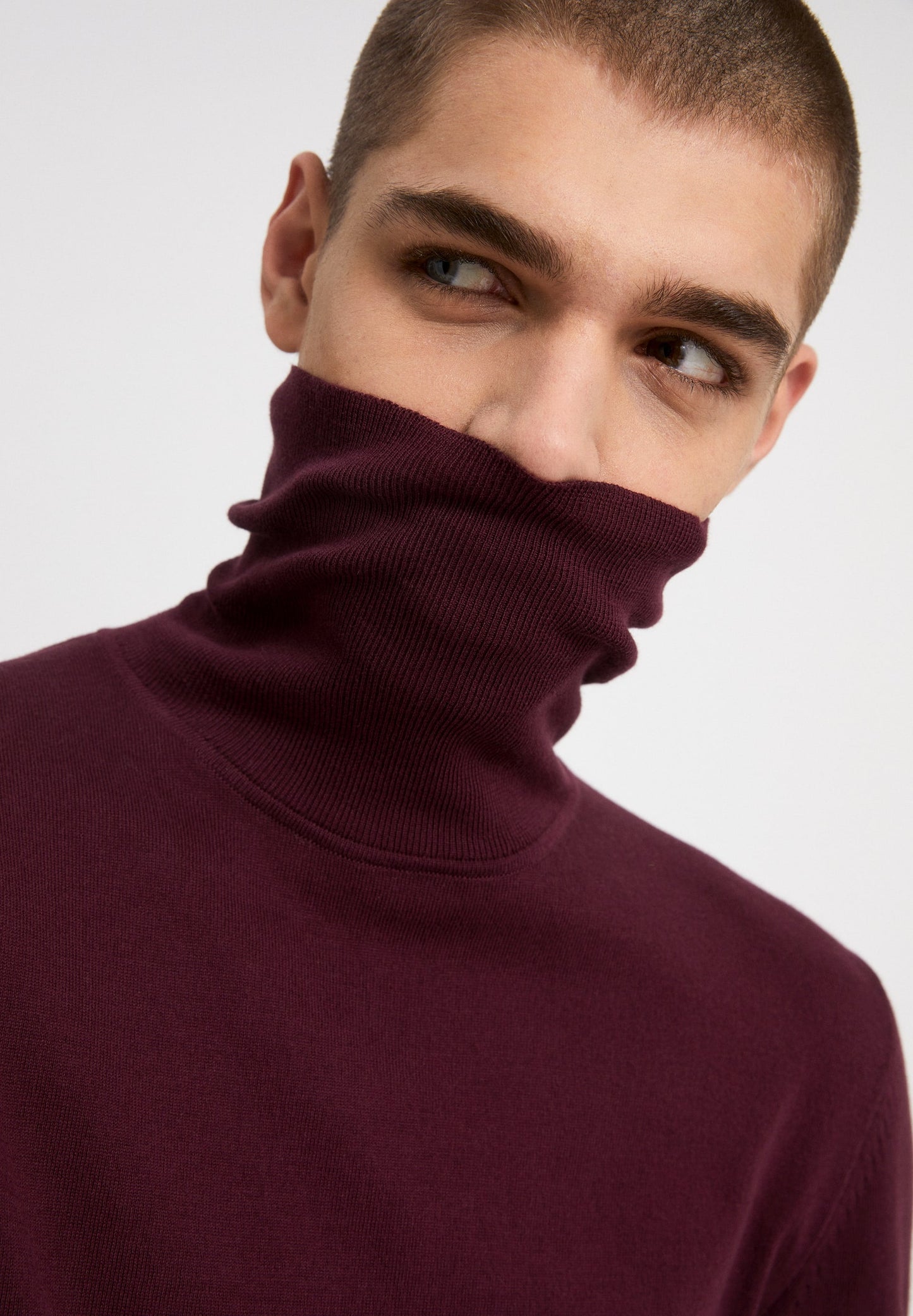 Pull col roulé bordeaux en coton bio - glaan dark aubergine