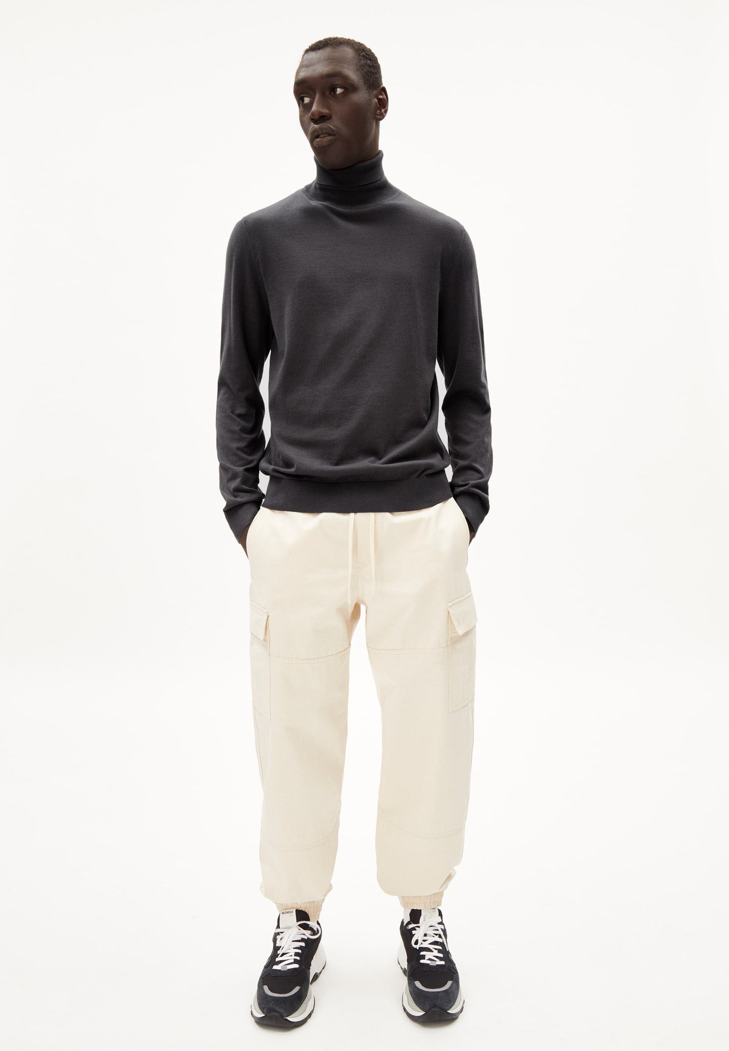 Pull col roulé gris foncé en coton bio - glaan solid graphite