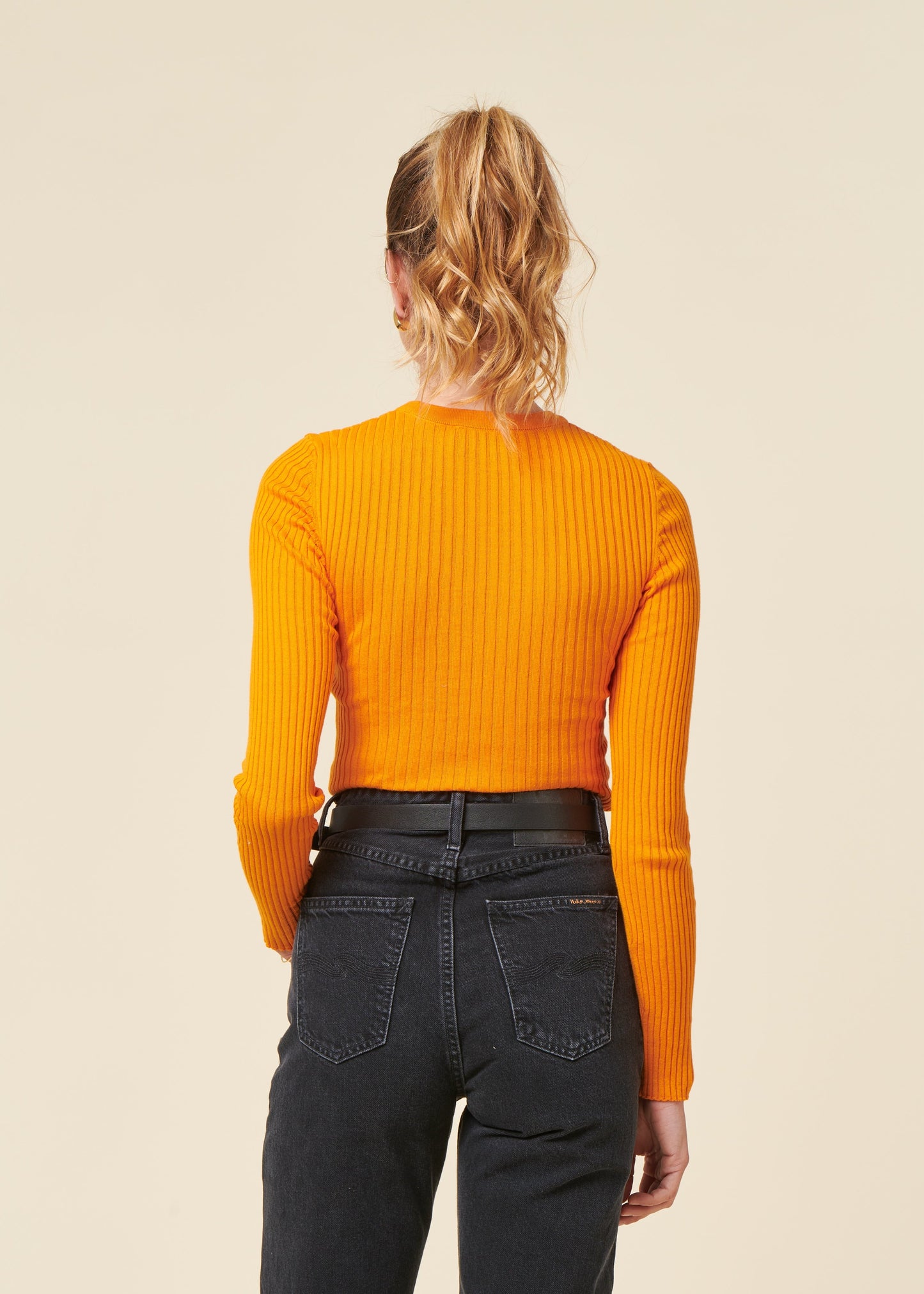 Sous-pull côtelé en coton biologique | orange "Alaania rn - light tangerine"