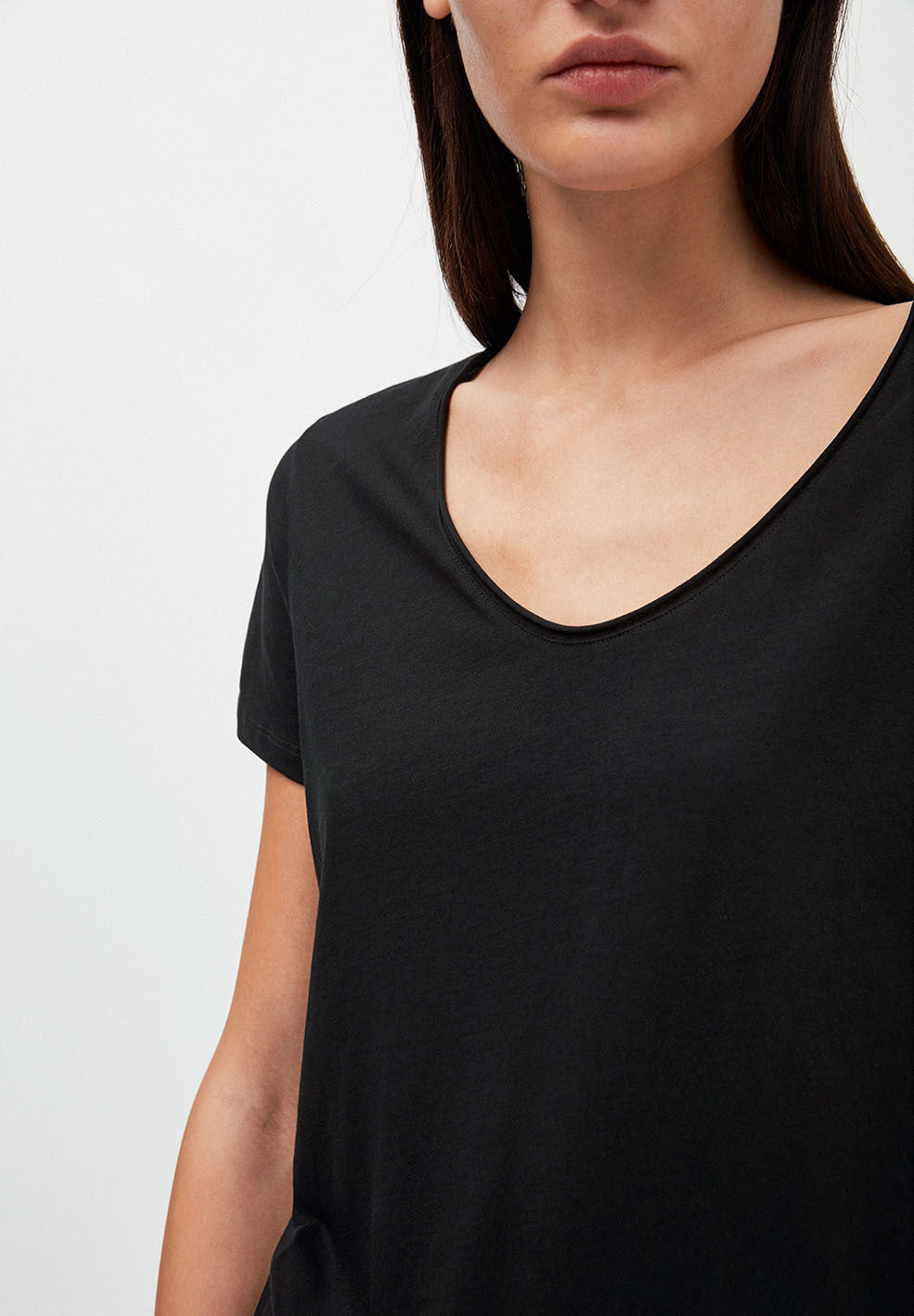 T-shirt noir en coton bio - HAADIA