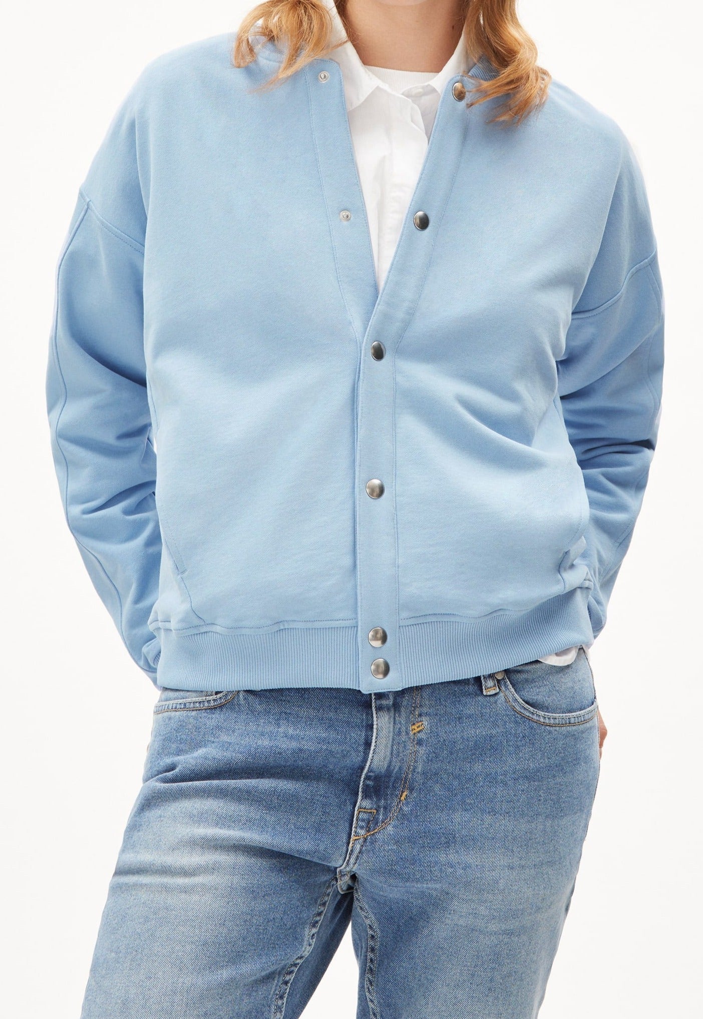 Veste baseball bleu ciel en coton bio et recyclé - haailey circle seafoam
