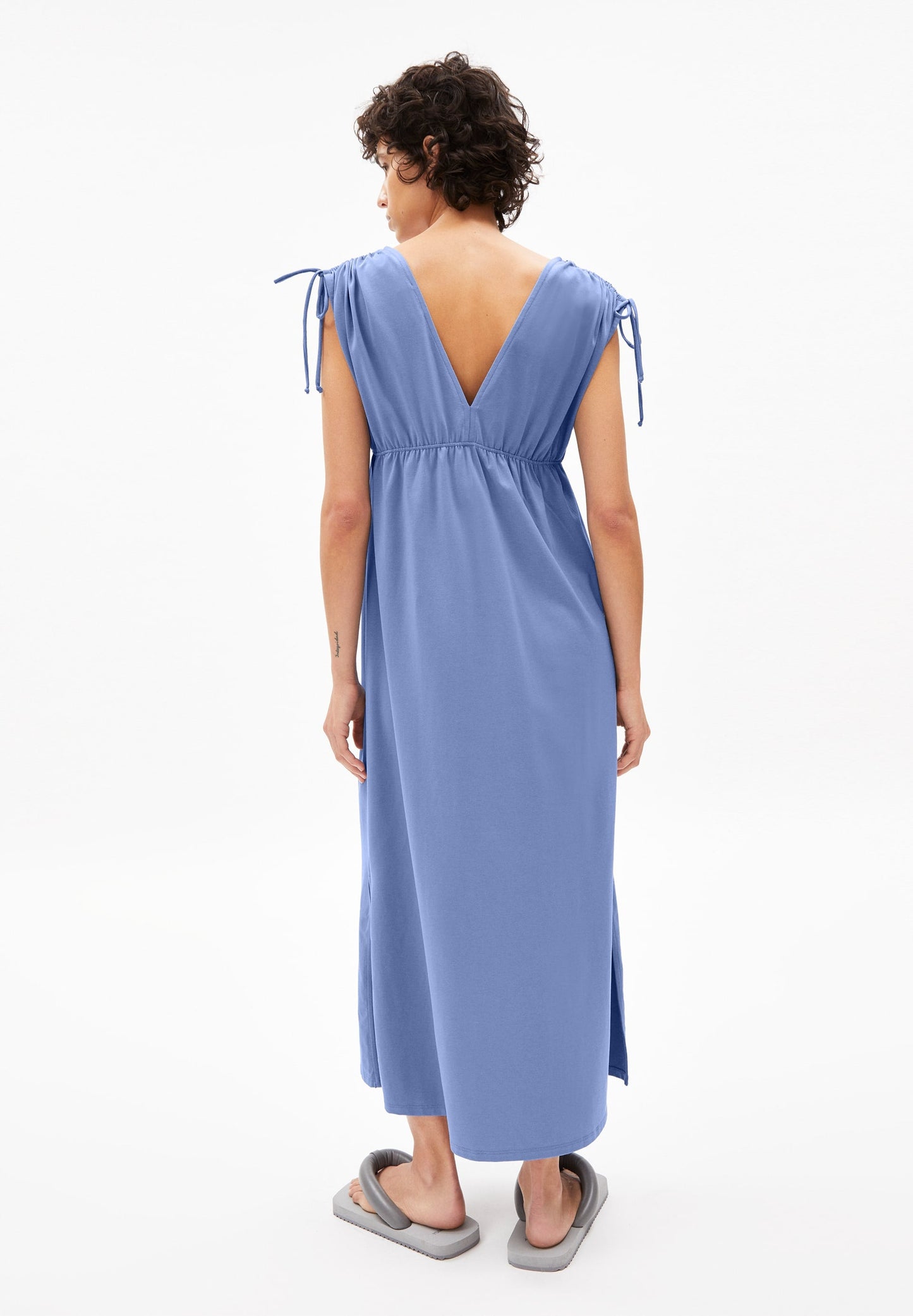 Robe longue bleu ciel en coton bio - haarper sky high