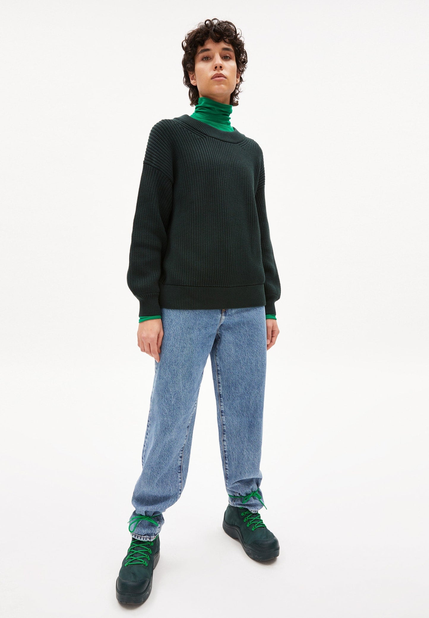 Pull manches bouffantes vert foncé en coton bio - haayle compact dark scarab