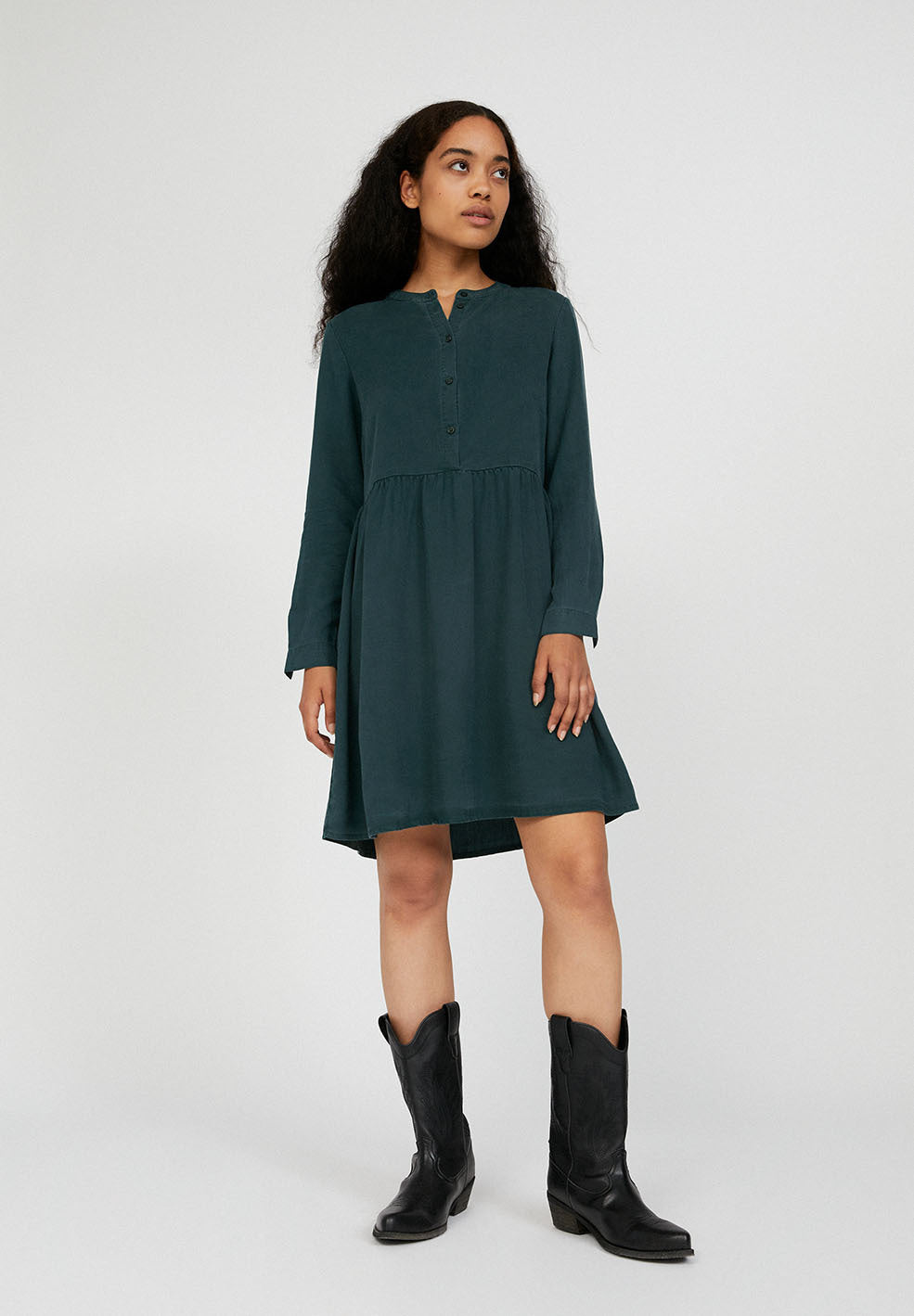 Robe patineuse vert bouteille en tencel - HALLAA