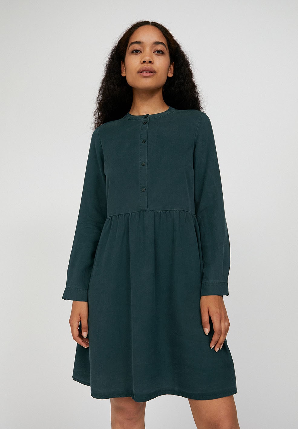 Robe patineuse vert bouteille en tencel - HALLAA