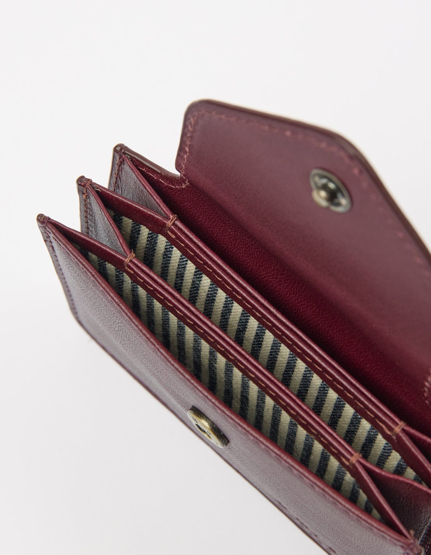 Portefeuille en cuir certifié | rouge "Harmonica - Dark cherry leather"