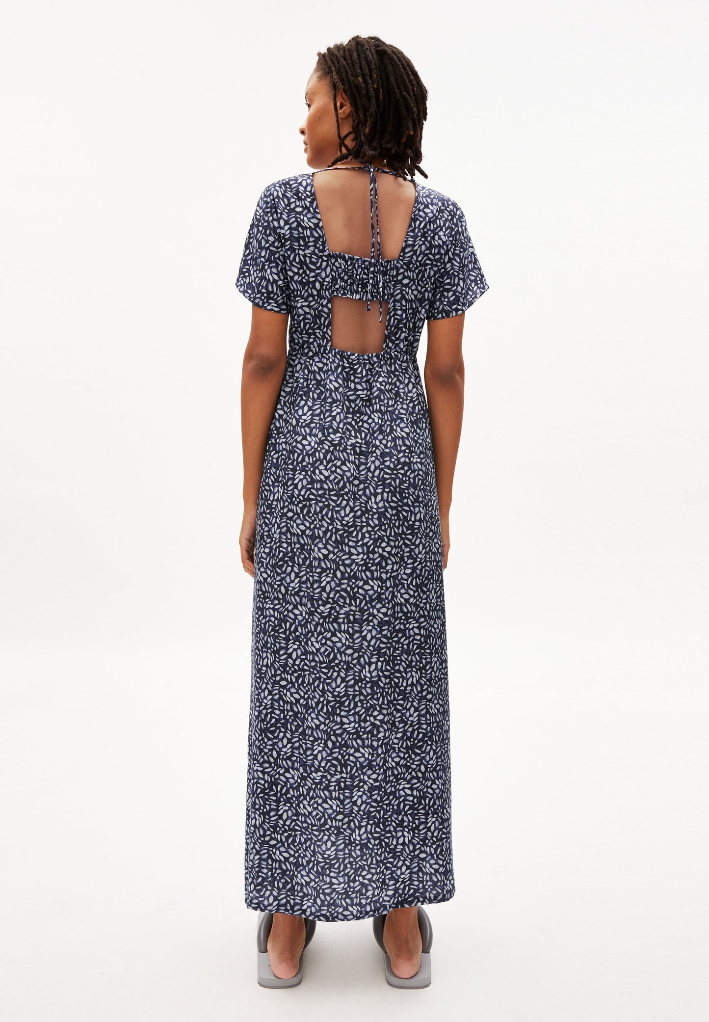 Robe longue à motifs tissée en tencel - helinaa water dots night sky
