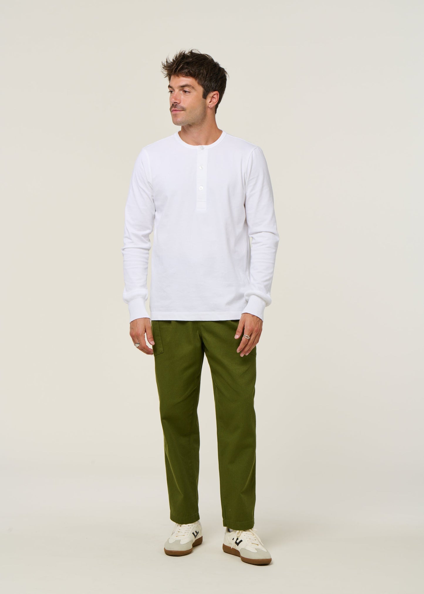 T-shirt boutonné en coton bio | blanc "bo long sleeve henley bright white"