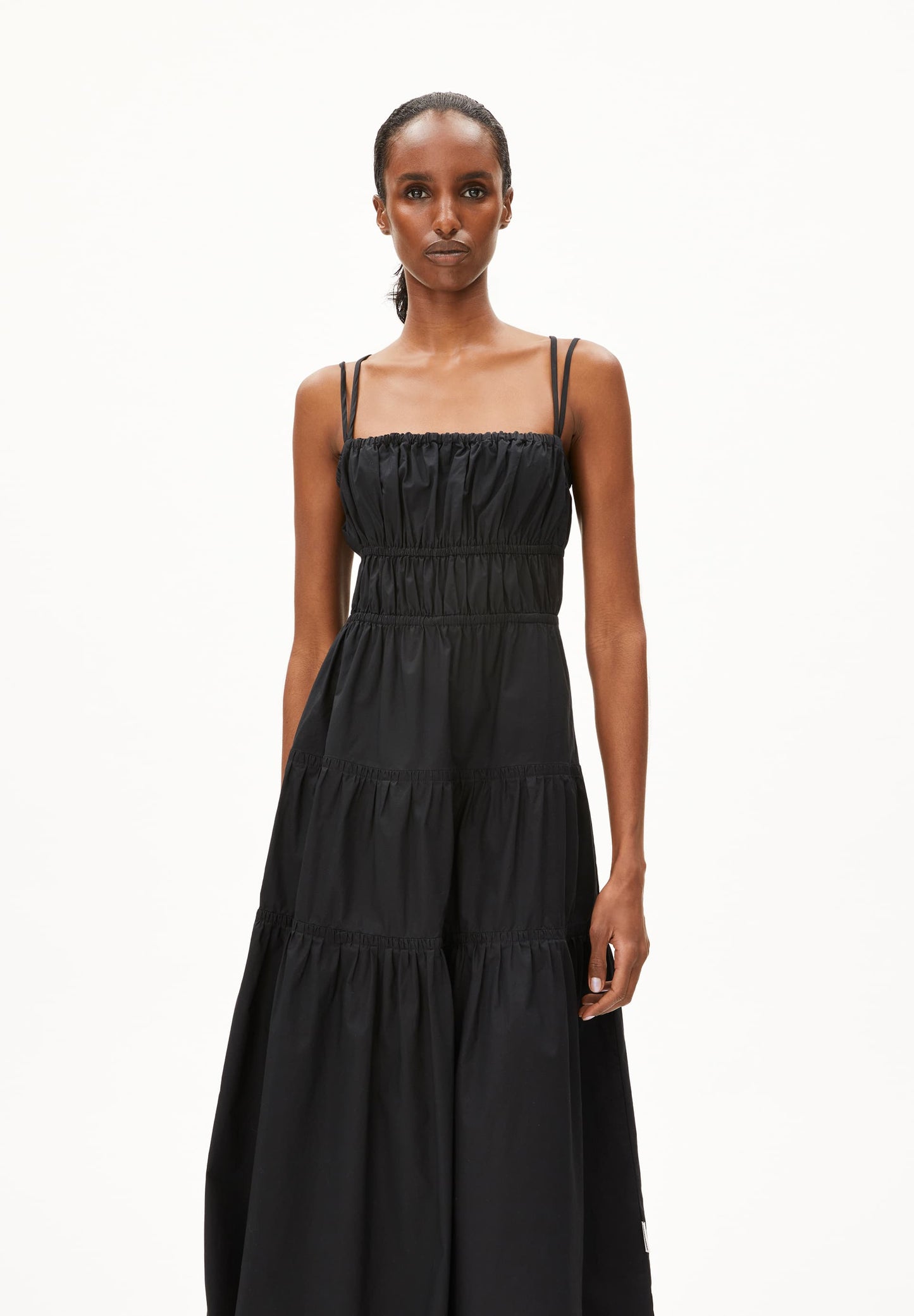 Robe tissée en coton bio  | noir "hetmalaa - black"