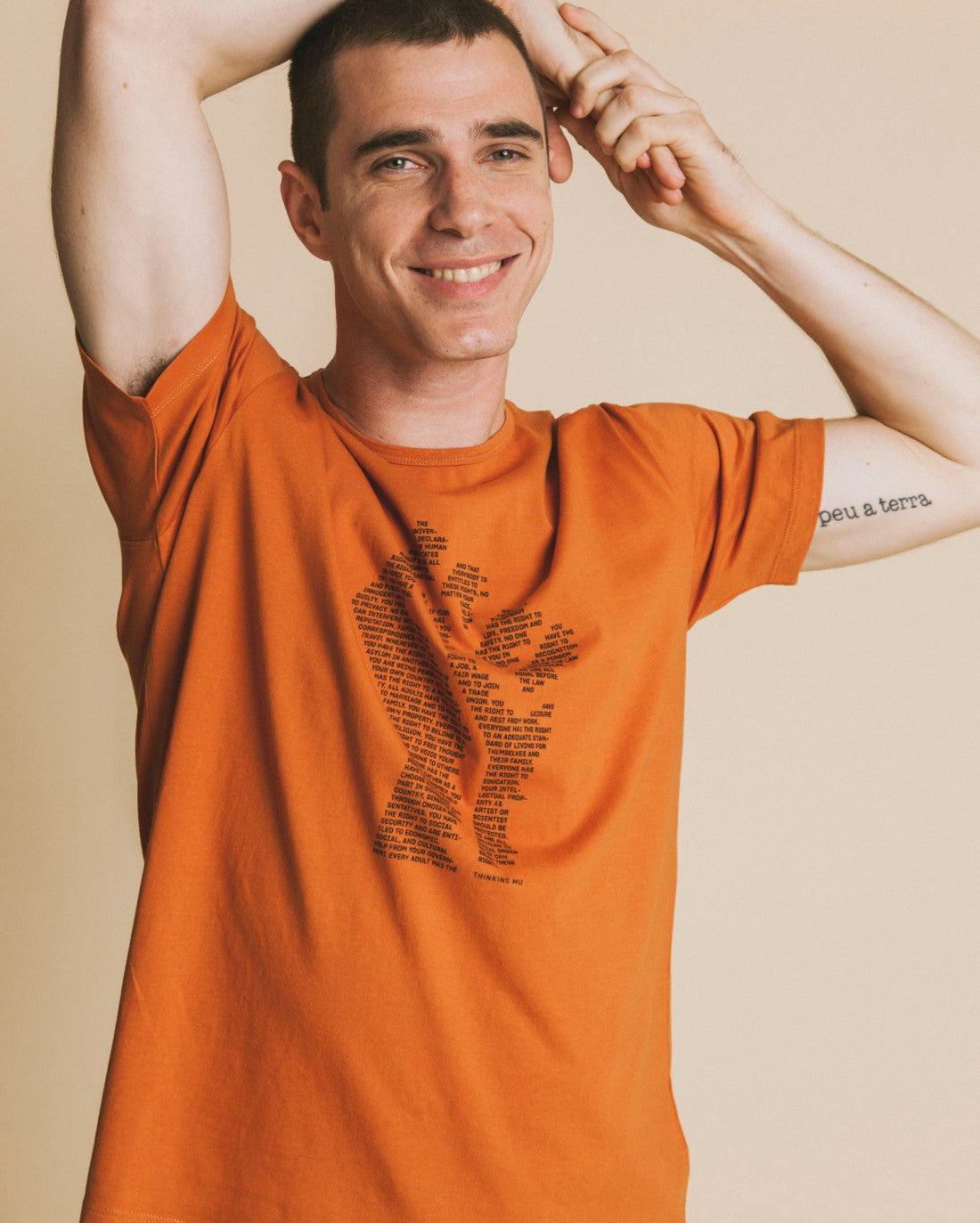 T-shirt imprimé terracotta en coton bio - Human rights