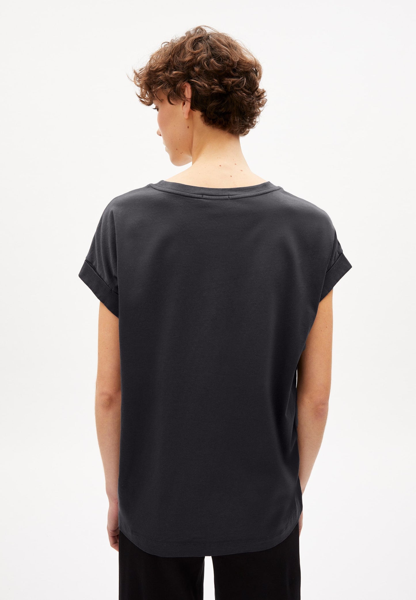 T-shirt gris anthracite en coton bio - idaara graphite