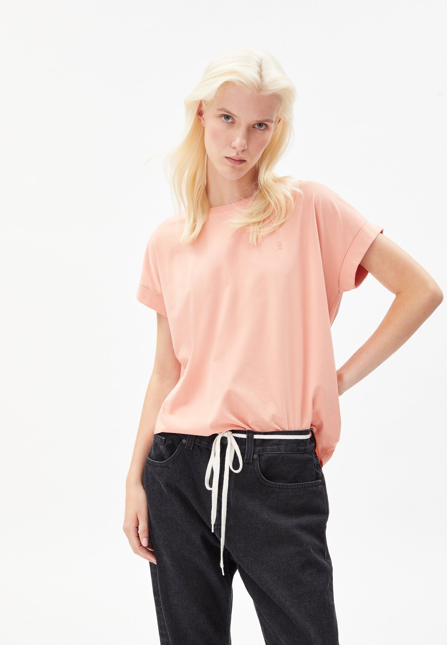 T-shirt rose en coton bio - idaara peach blossom