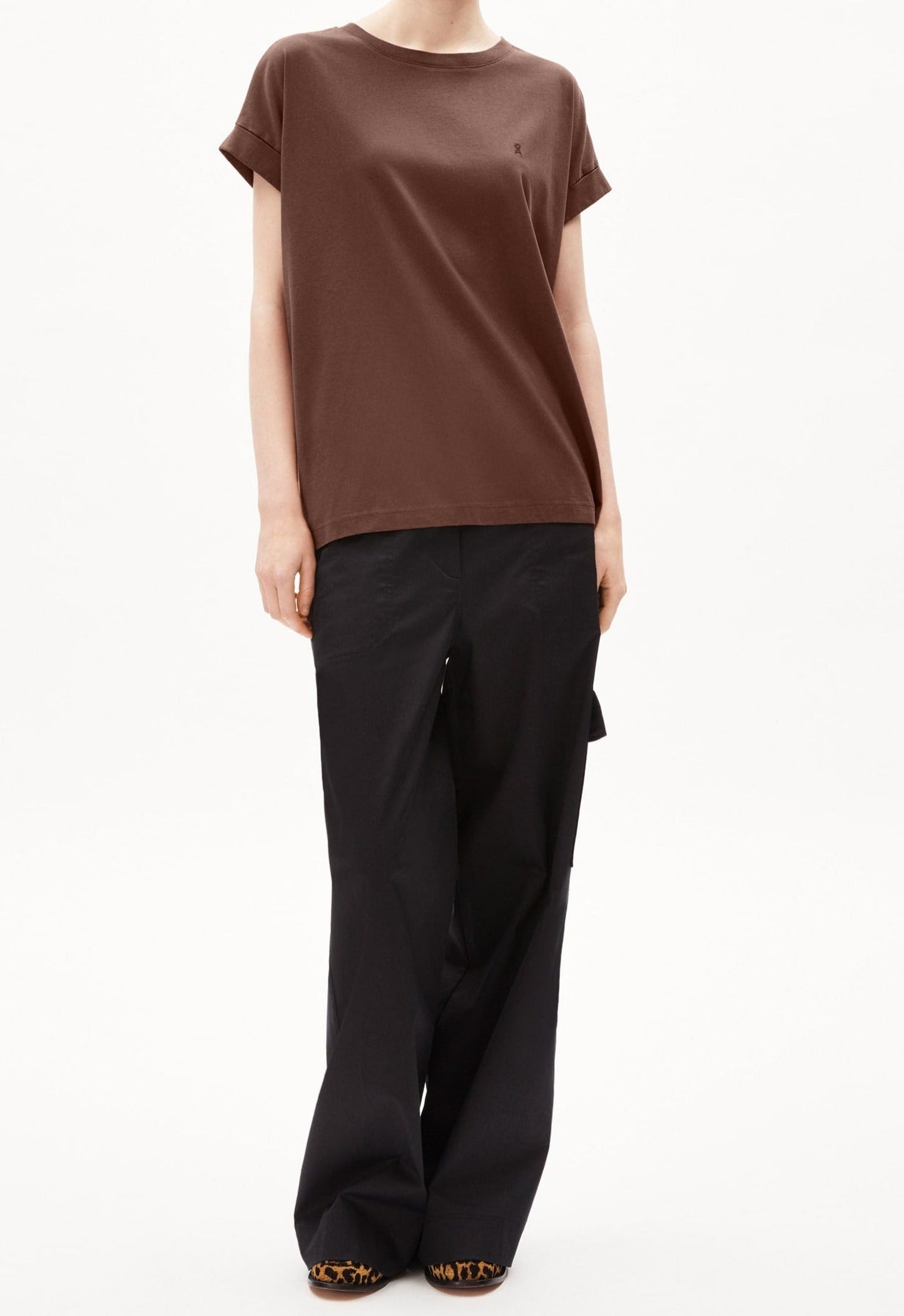 T-shirt en coton bio | Marron "idaara deep brown"