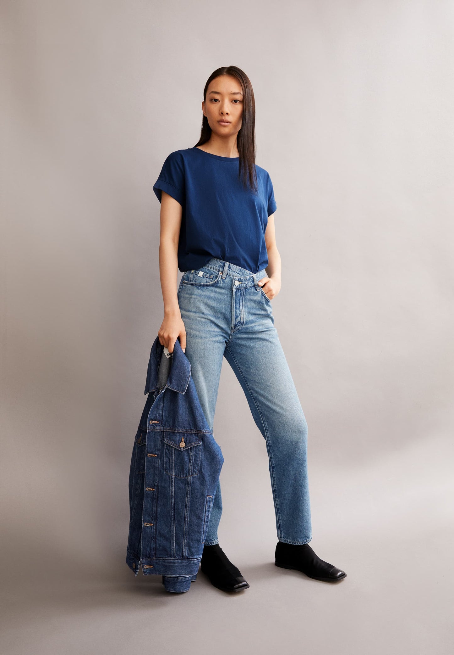 T-shirt en coton bio | bleu "idaara faded indigo"