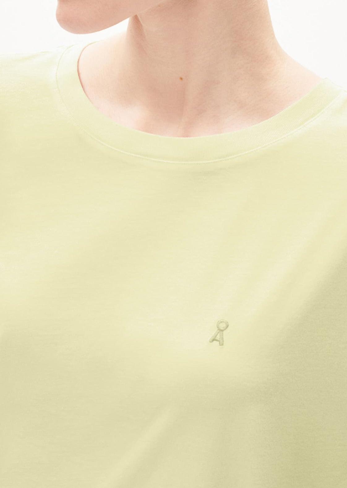 T-shirt en coton bio | vert "idaara pastel green"