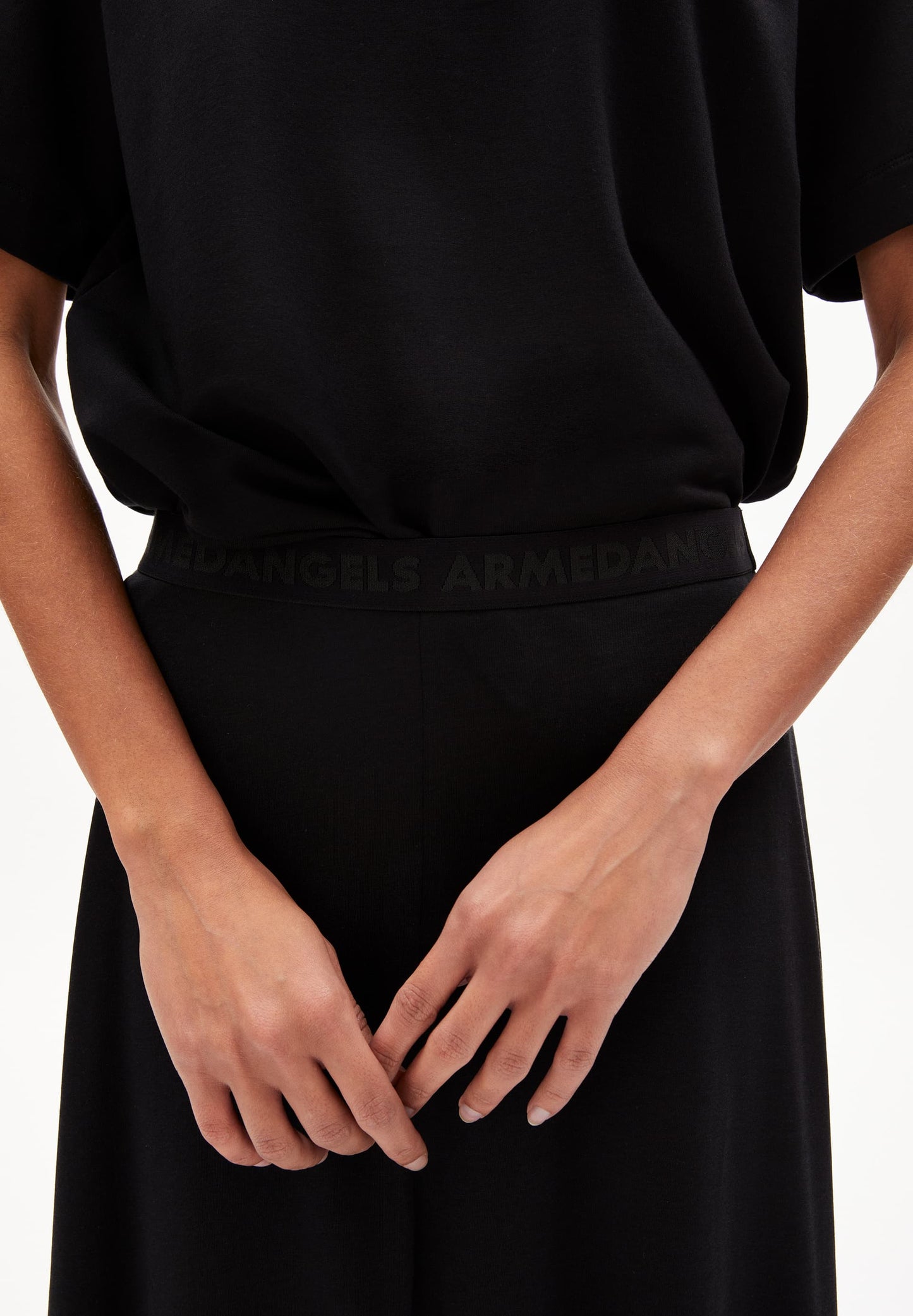 Jupe midi en tencel | noir "ileniaa laraa black"