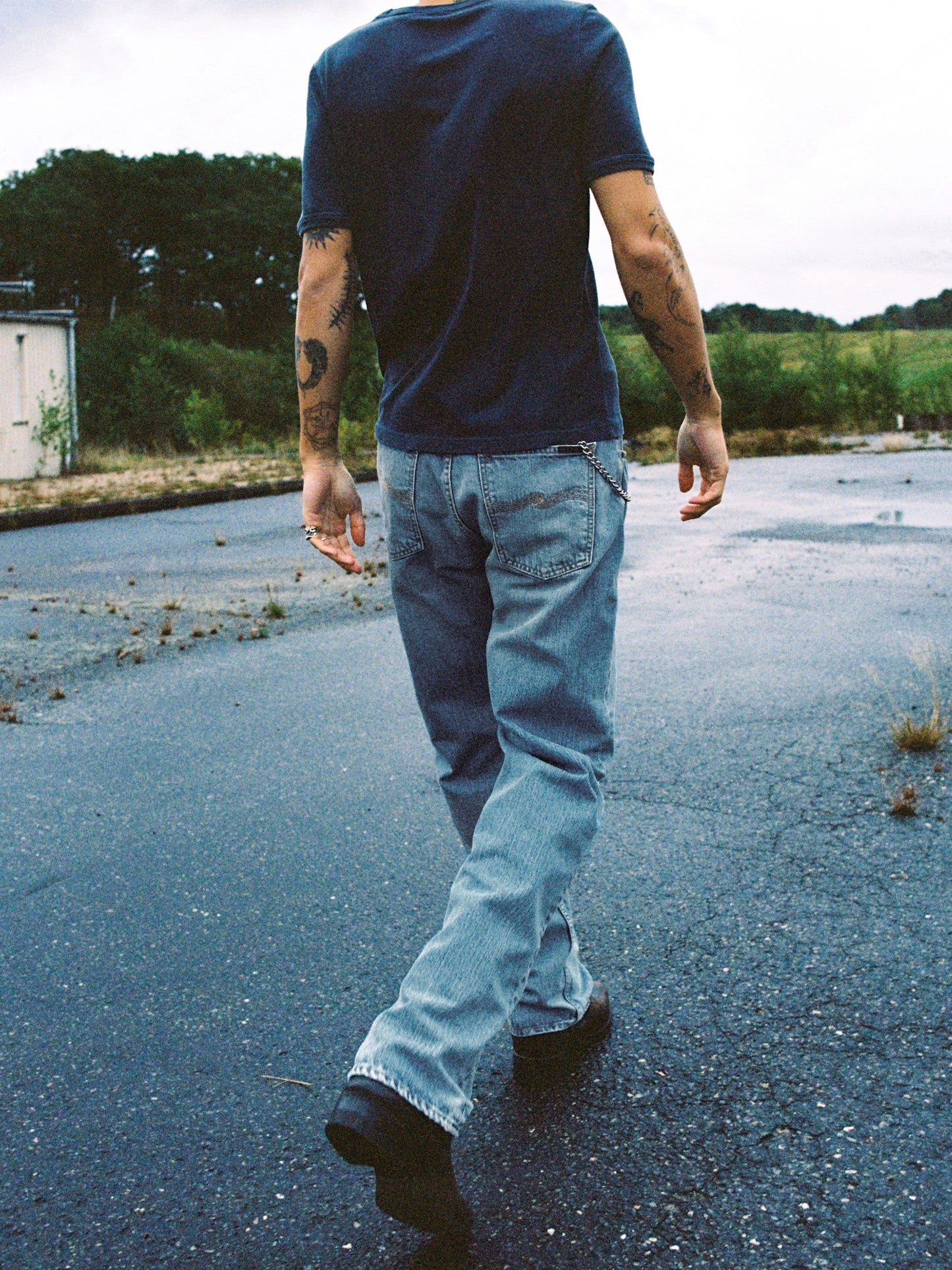 Jean droit en coton biologique | bleu "Tuff tony streaky vintage - mid blue wash"