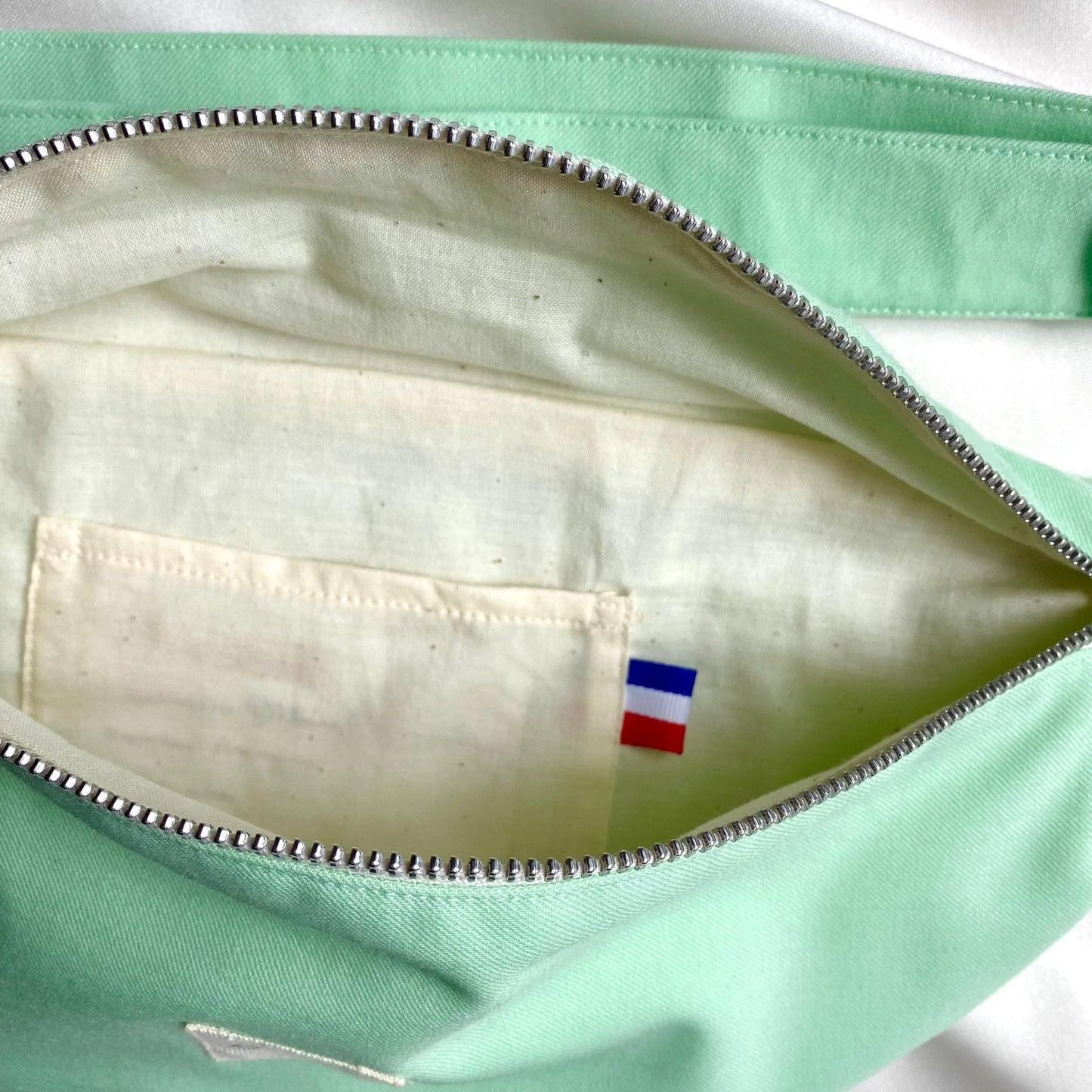 Banane made in France en matières upcyclées | Vert "vert d'eau"
