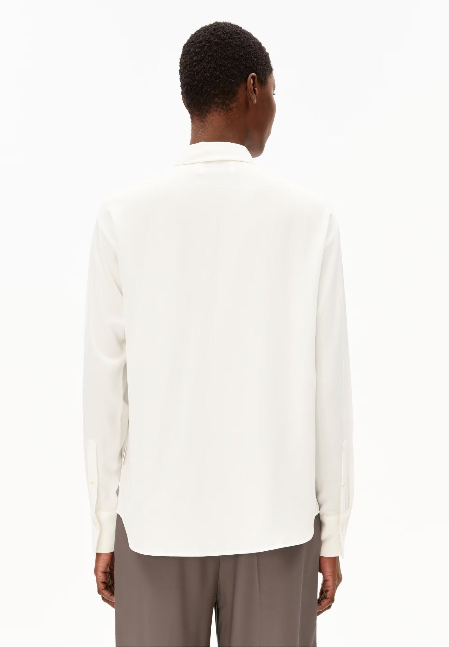 Chemise en ecovero | blanc 'larisaana longsleeve - off white'